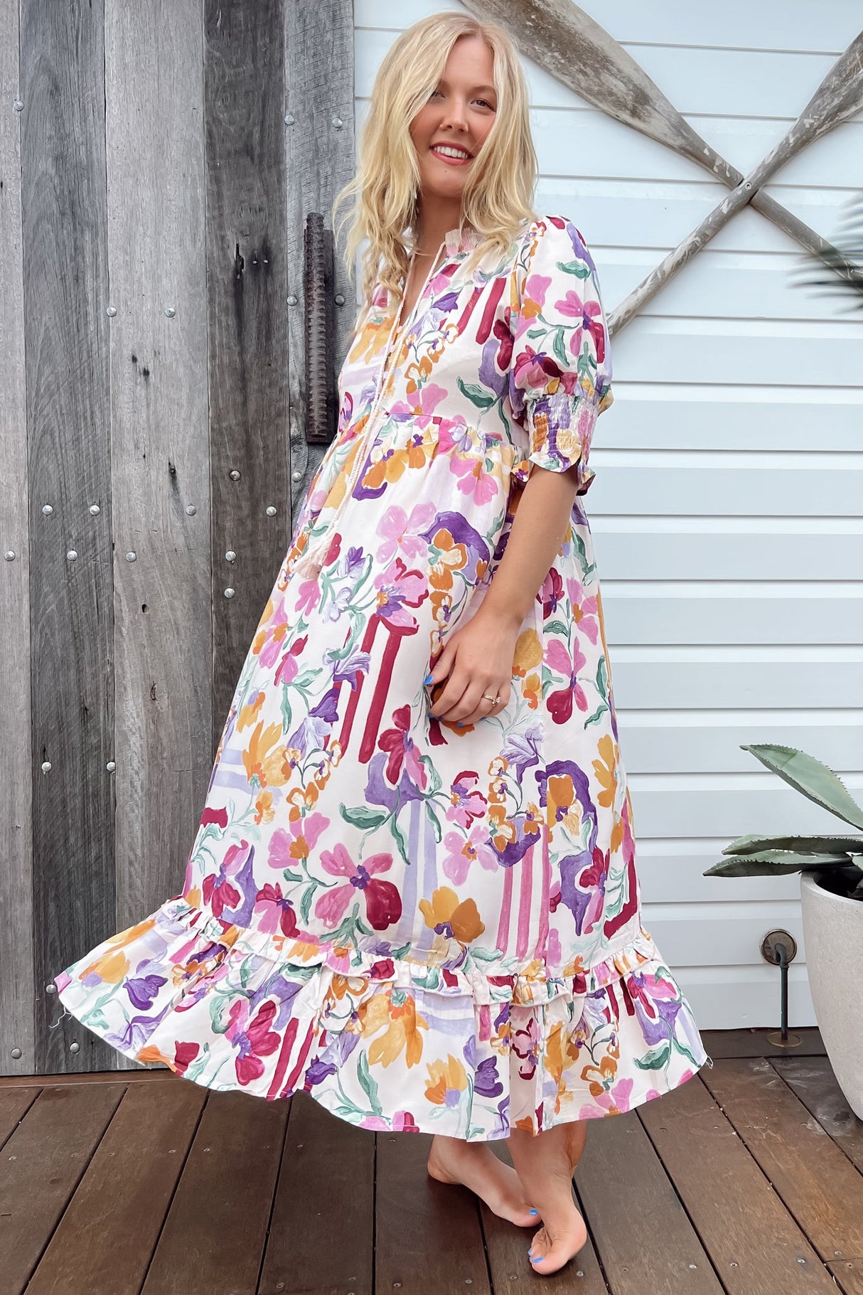JAASE - Kora Midi Dress: Short Balloon Sleeve Shift Dress in Sweet Lily Print