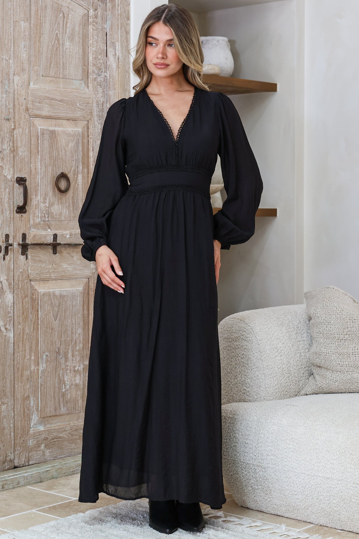 Lauder Maxi Dress - Lace Trim A-Line Dress with Balloon Sleeves in Black