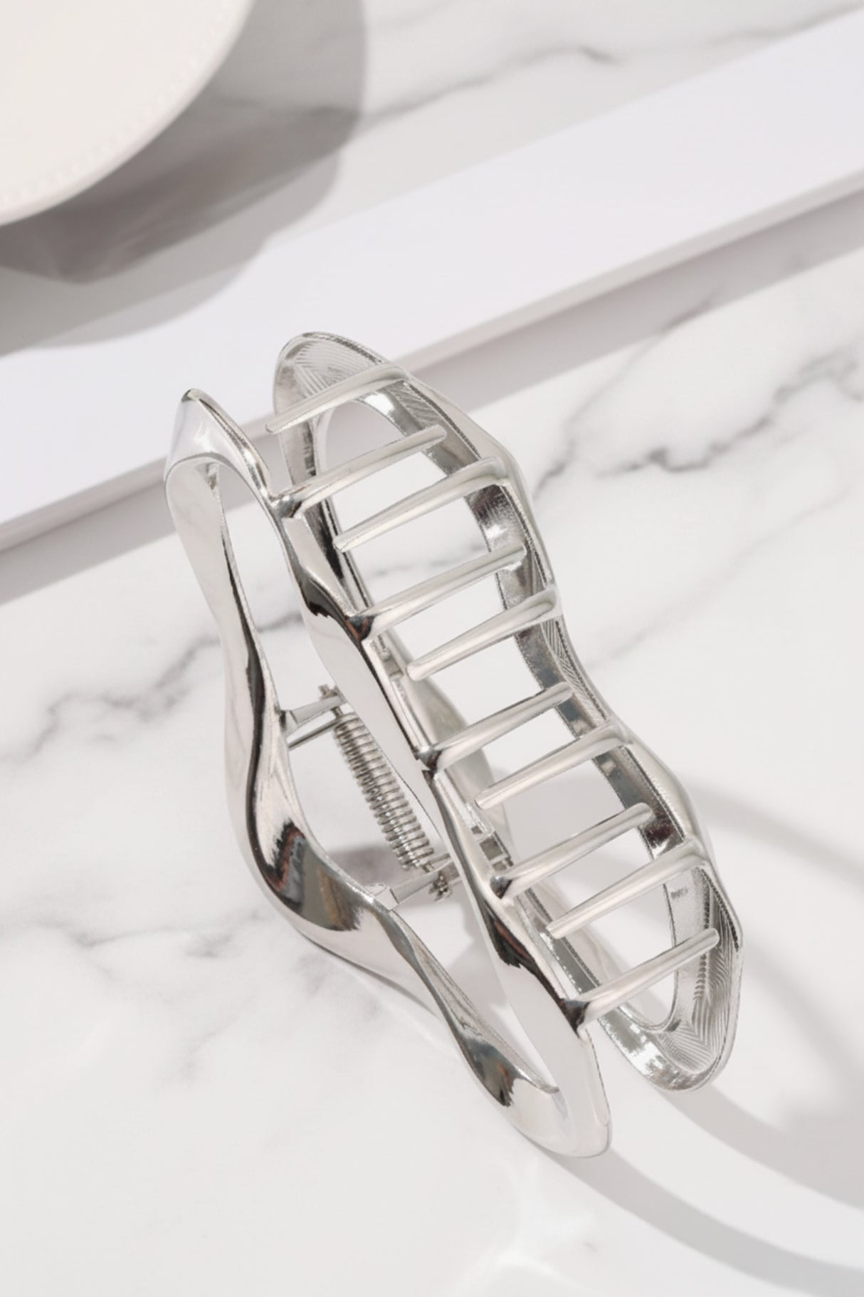 Lina Claw Clip - Silver