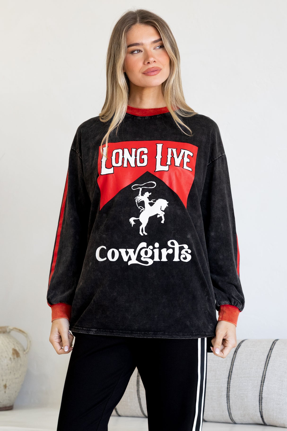 Long Live Cowgirls Long Sleeve Tee - Crew Neck Contrast Stripe Graphic T-Shirt in Black