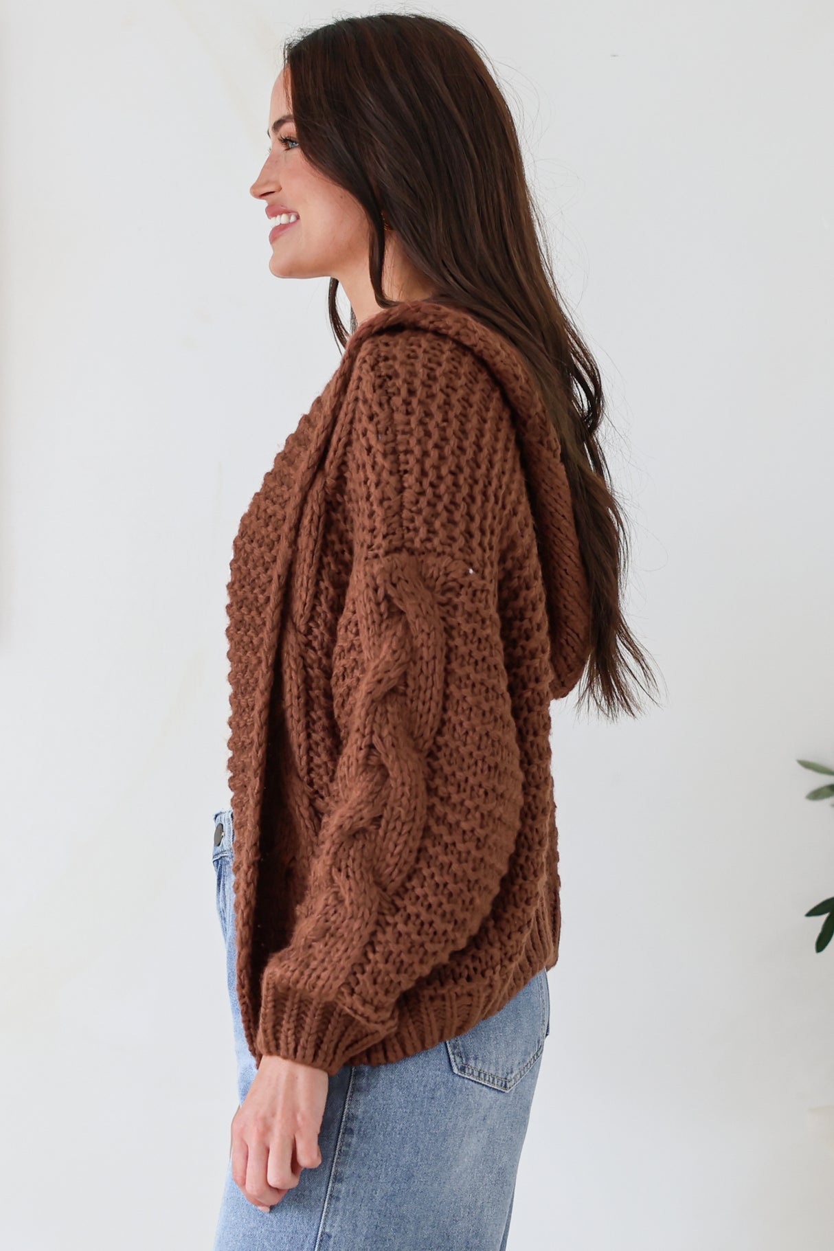 Maple Knit - Chunky Cable Knit Hooded Crop Cardigan in Coffee