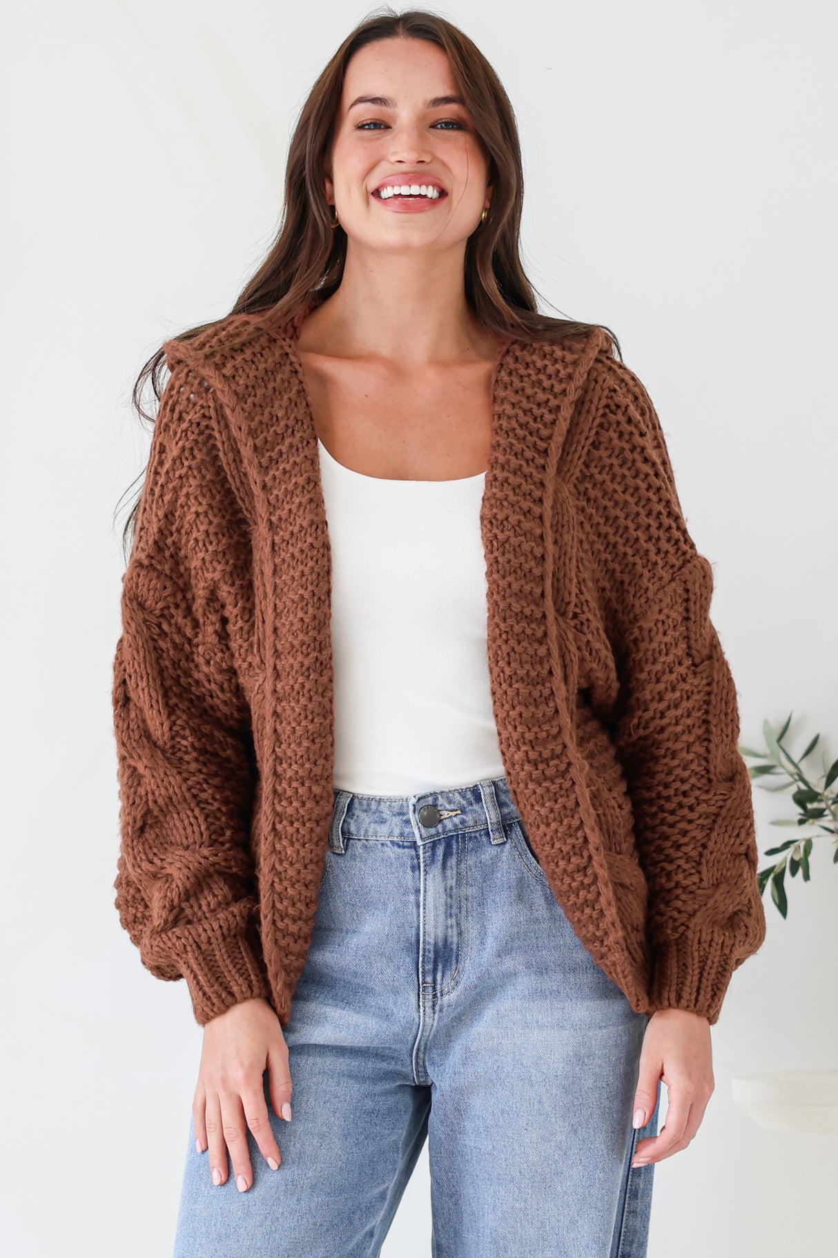 Maple Knit - Chunky Cable Knit Hooded Crop Cardigan in Coffee