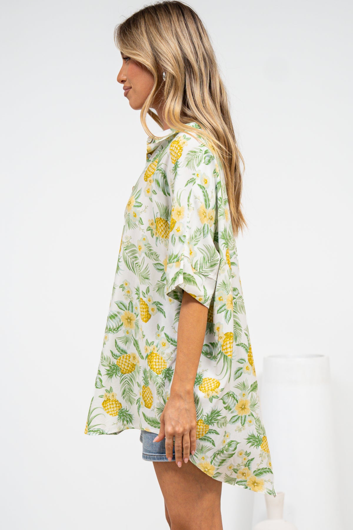 Marilla Shirt - Collared Button Down with High Low Scoop Hem in Anara Print