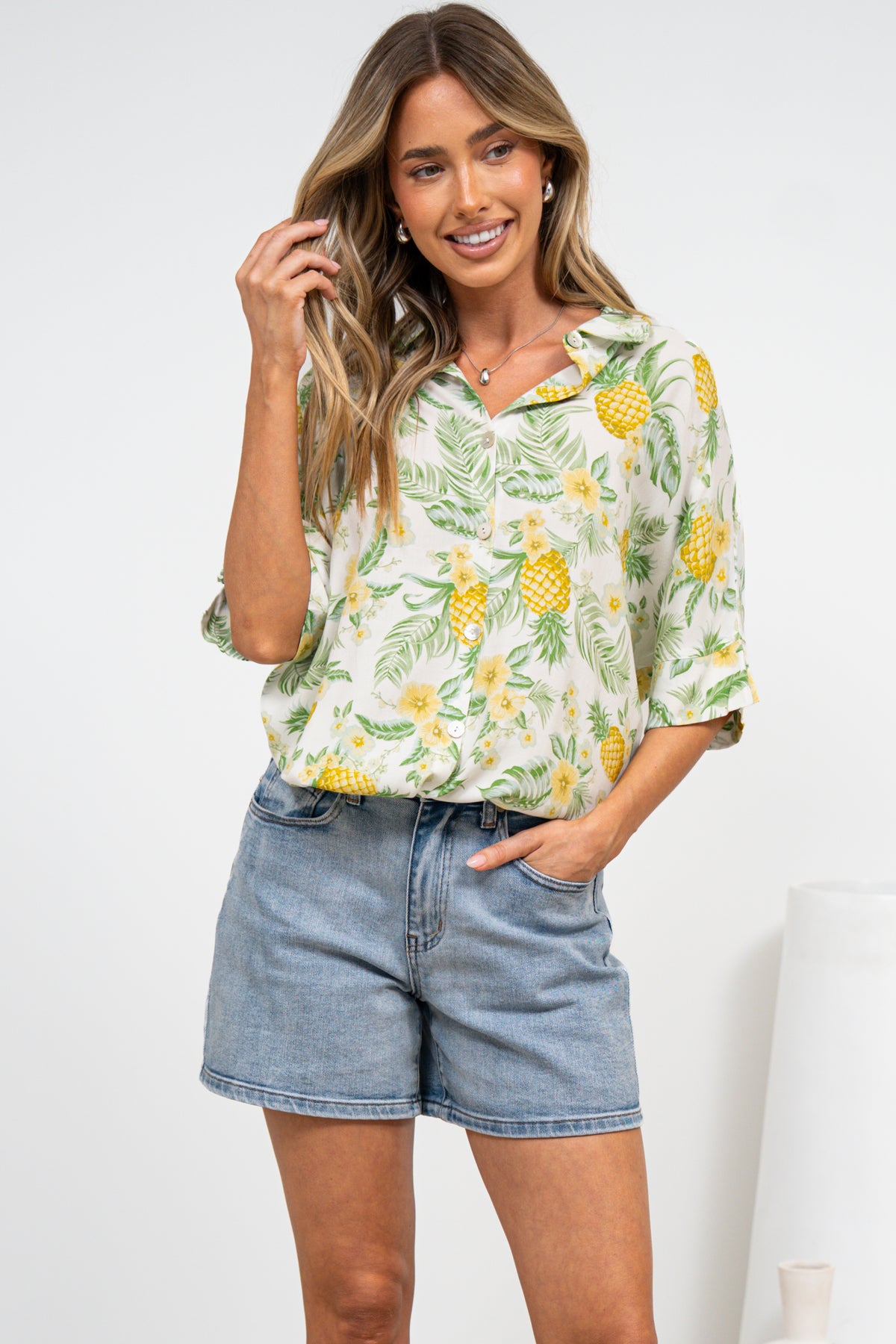 Marilla Shirt - Collared Button Down with High Low Scoop Hem in Anara Print