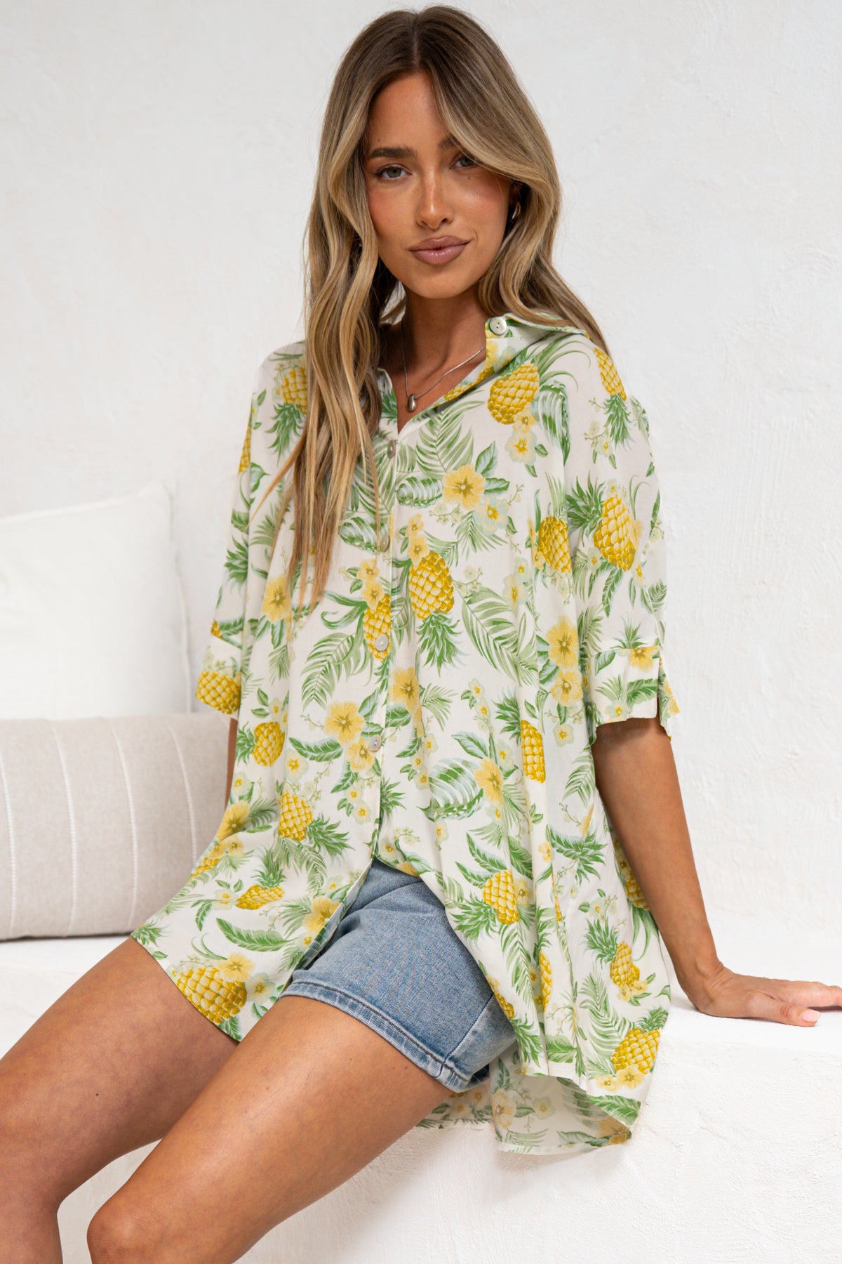 Marilla Shirt - Collared Button Down with High Low Scoop Hem in Anara Print