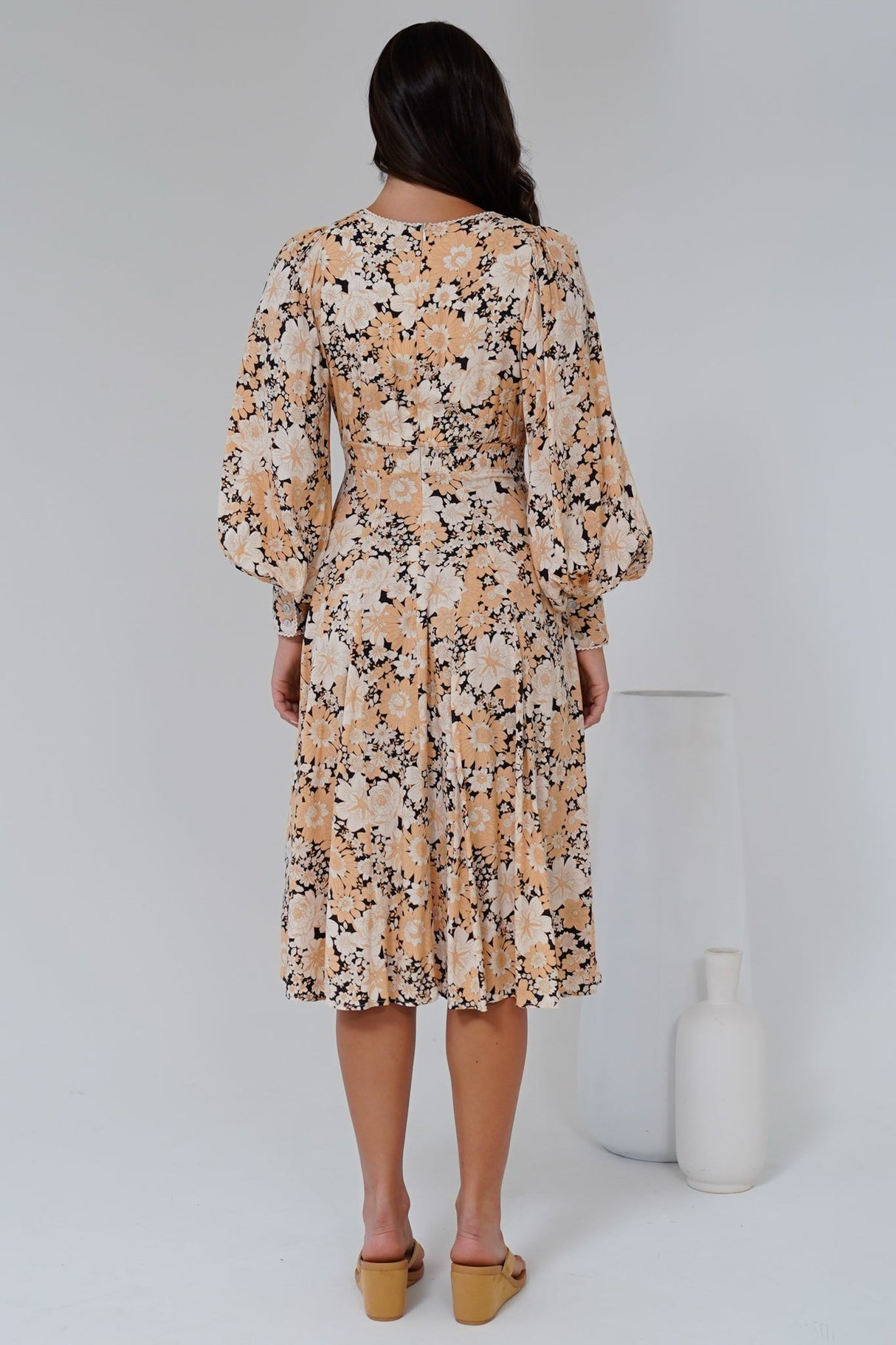 Maura Maxi Dress - A-Line Dress with Long Sleeves and Lace Trims in Lyanna Print