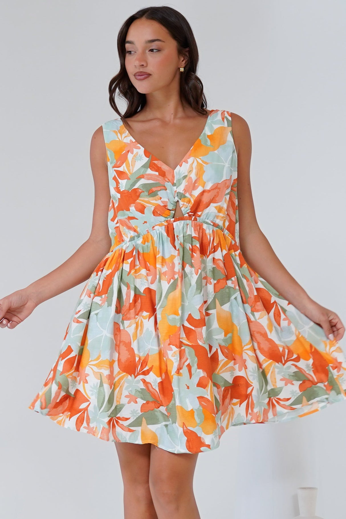 Morgan Mini Dress - Keyhole Detail Sun Dress with Pockets in Vondra Print