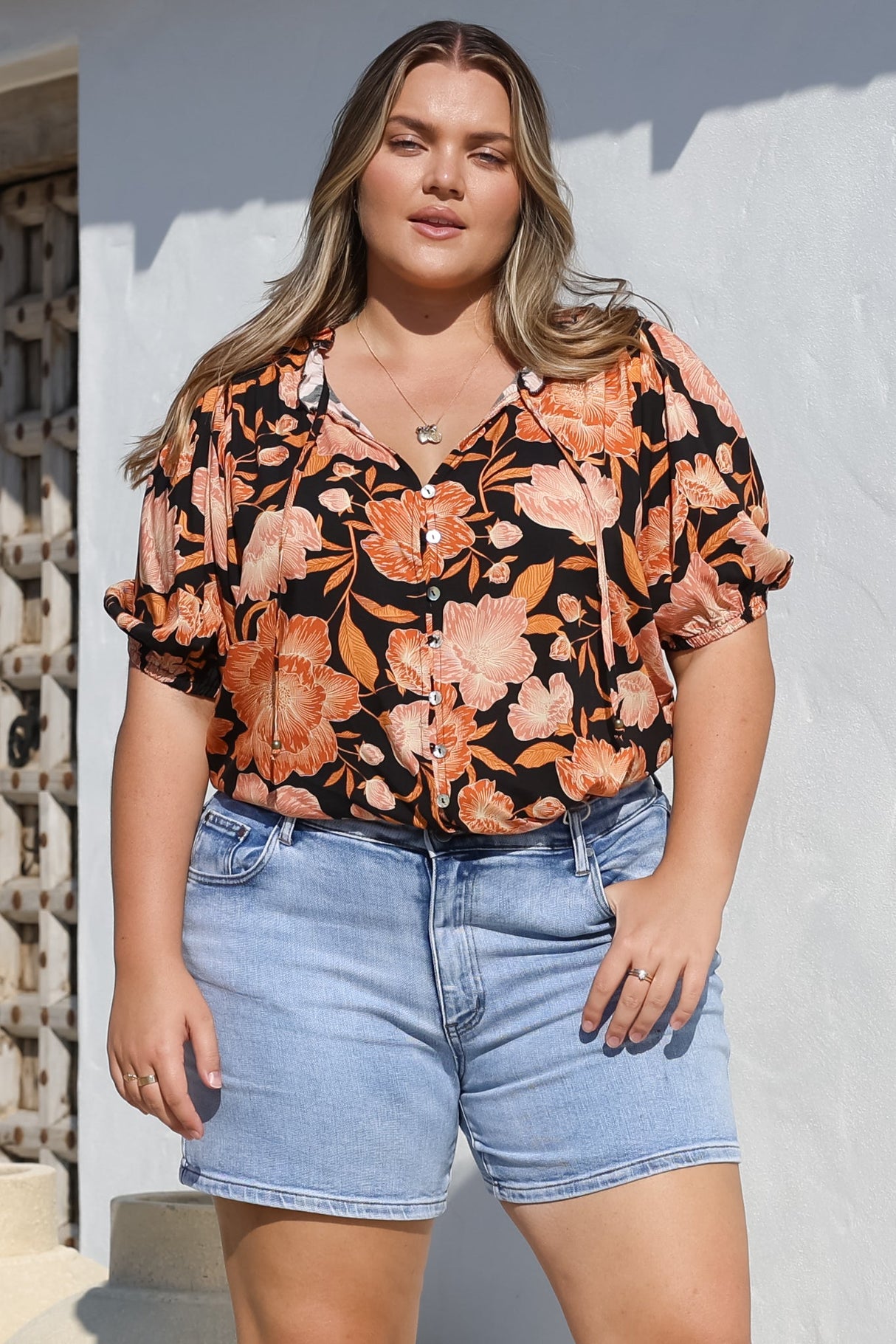 Neo Blouse - High Frill Collar Button Down Shirt in Yasmin Print Black
