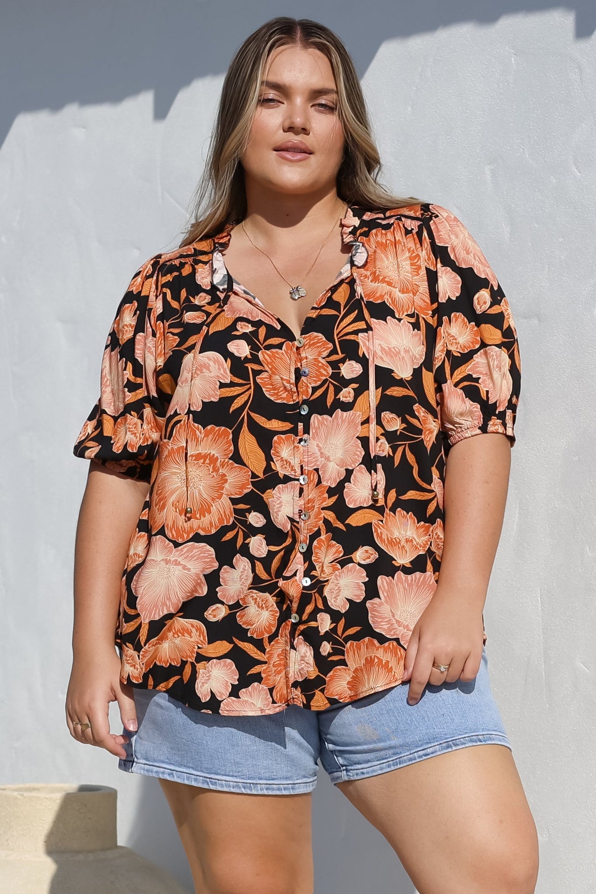 Neo Blouse - High Frill Collar Button Down Shirt in Yasmin Print Black