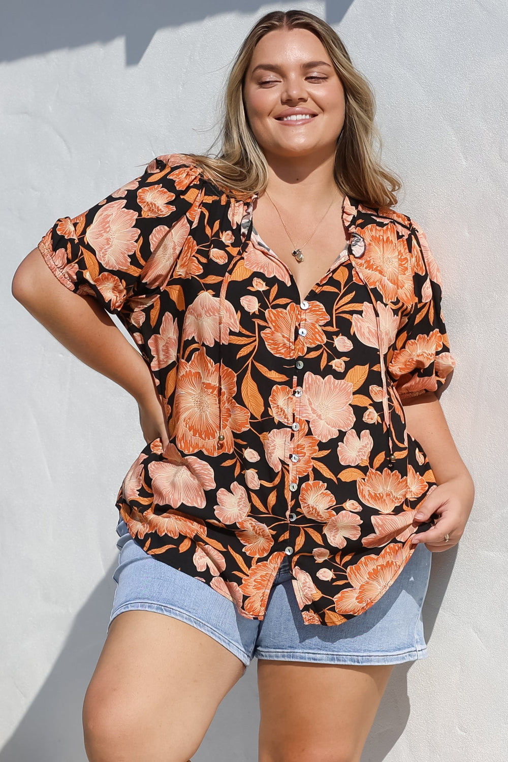 Neo Blouse - High Frill Collar Button Down Shirt in Yasmin Print Black