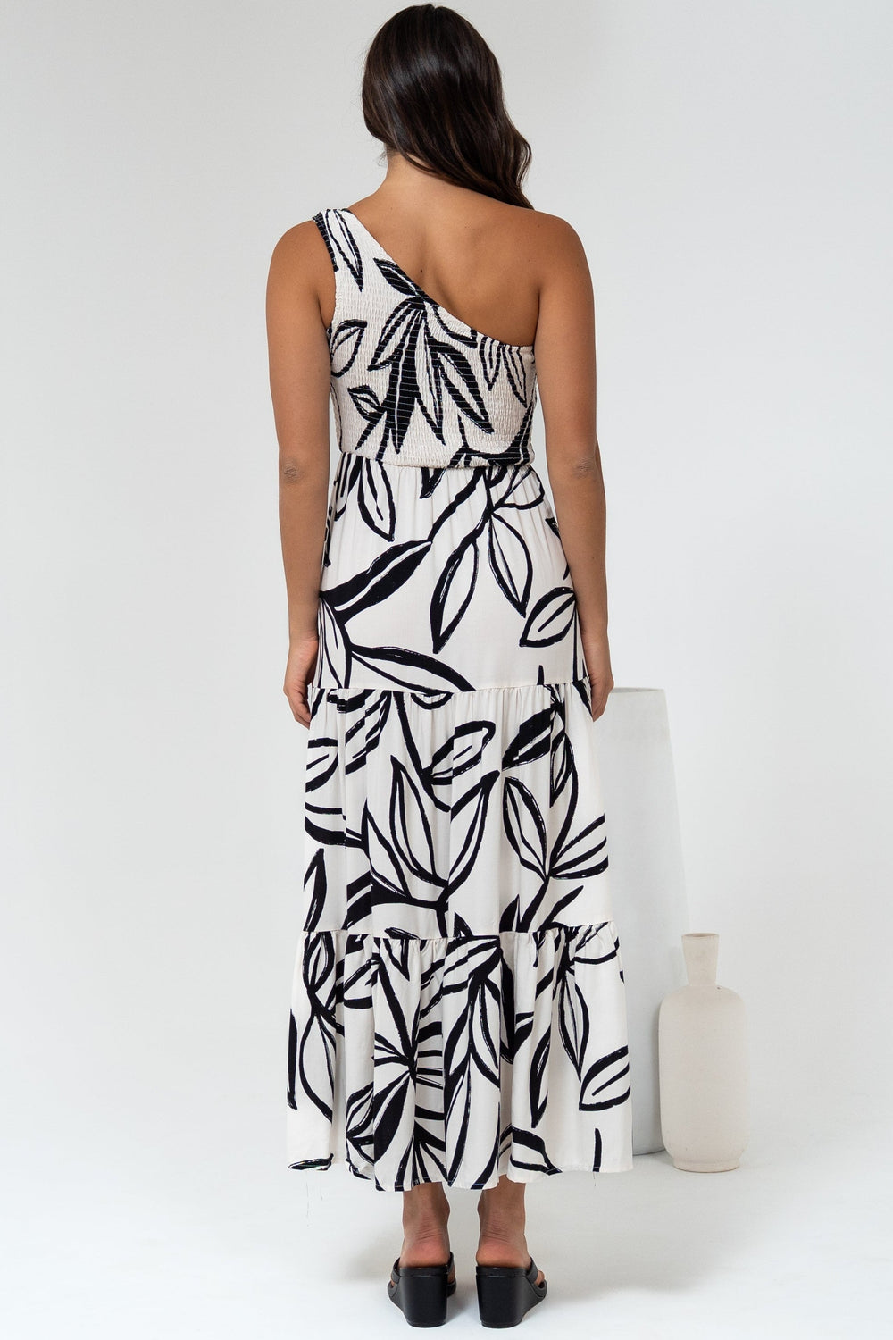Kleo Midi Dress - One Shoulder Elasticated Bodice A-Line Dress in Halsey Print