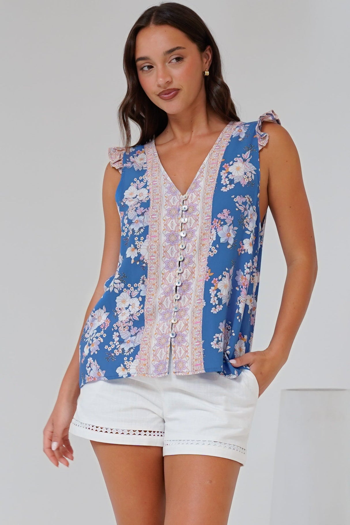Oslo Top - Sleeveless Button Down Top in Minnie Print