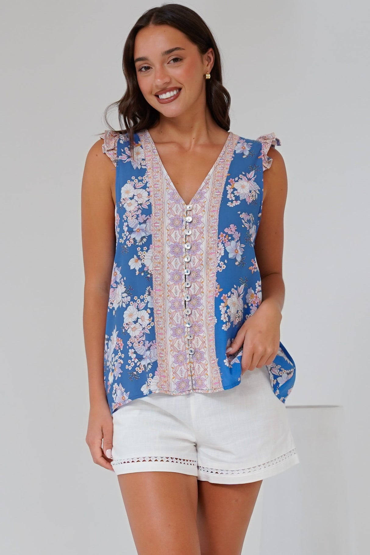 Oslo Top - Sleeveless Button Down Top in Minnie Print
