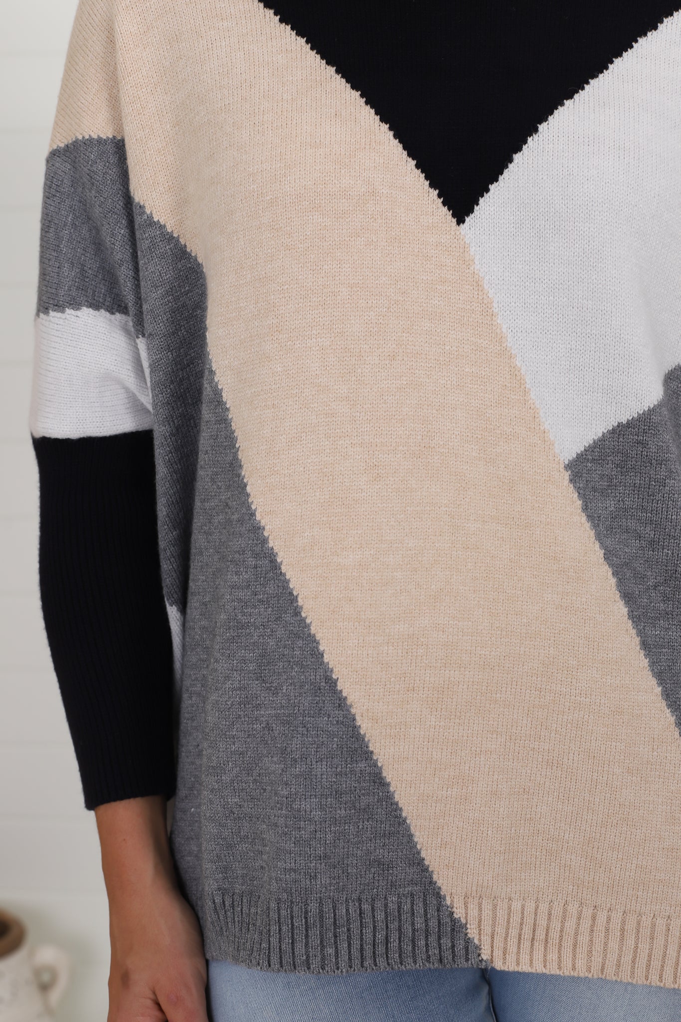Reed Jumper - Colour Block Batwing Long Sleeve Knit in Black