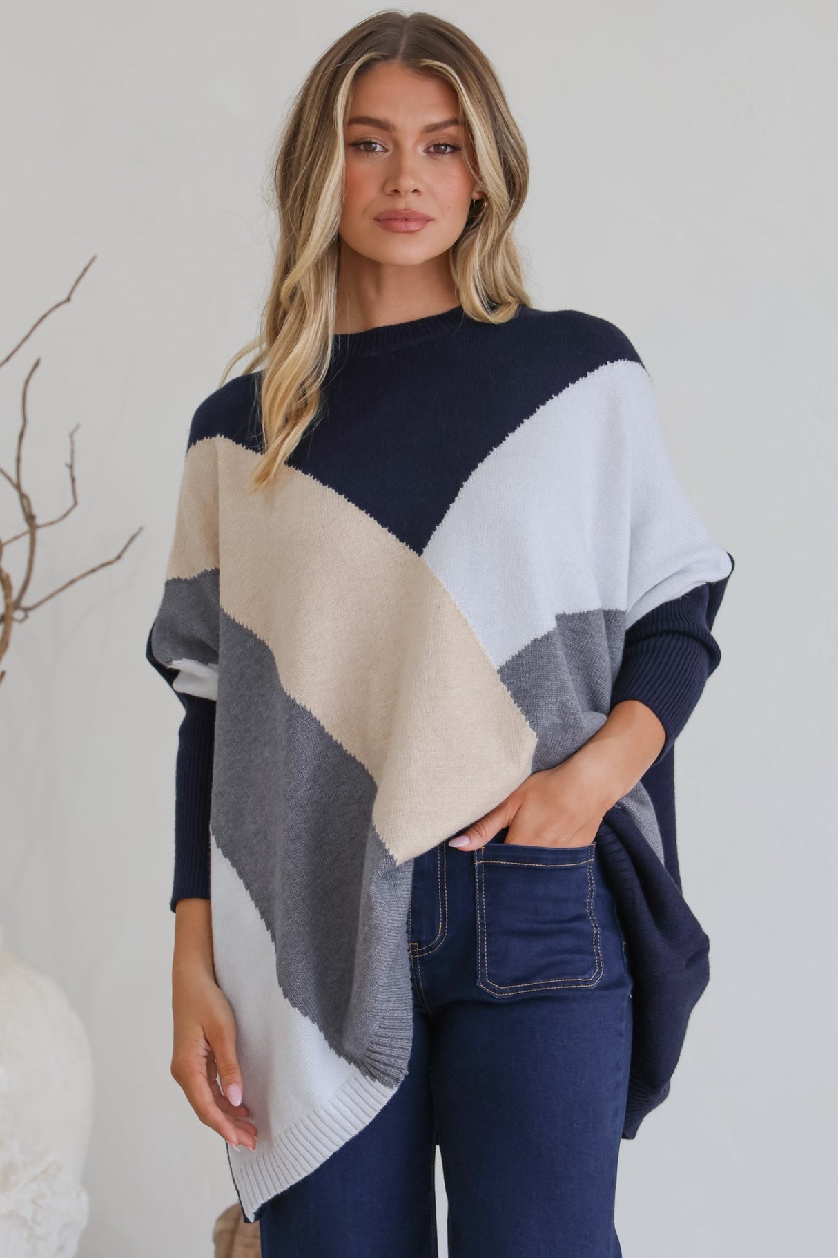 Reed Jumper - Color Block Batwing Long Sleeve Knit in Navy