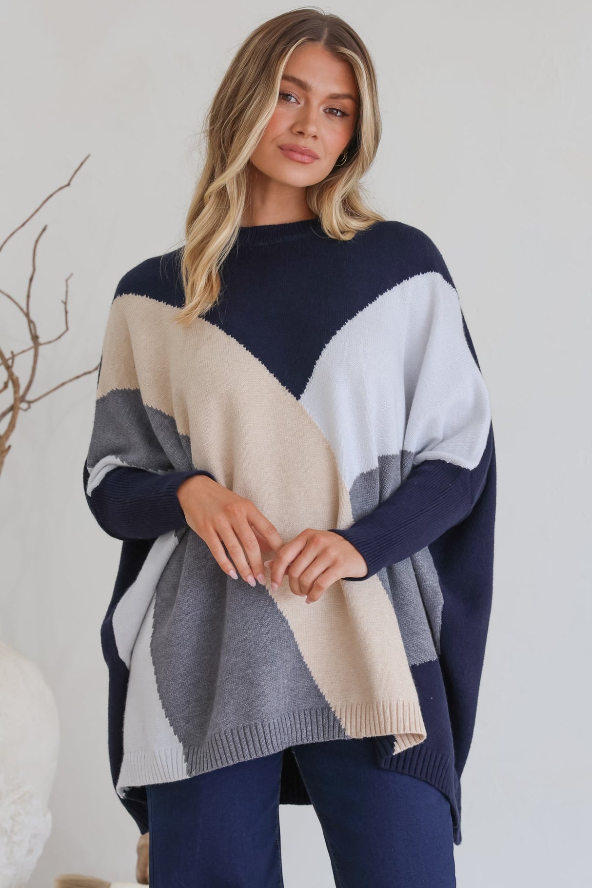 Reed Jumper - Color Block Batwing Long Sleeve Knit in Navy