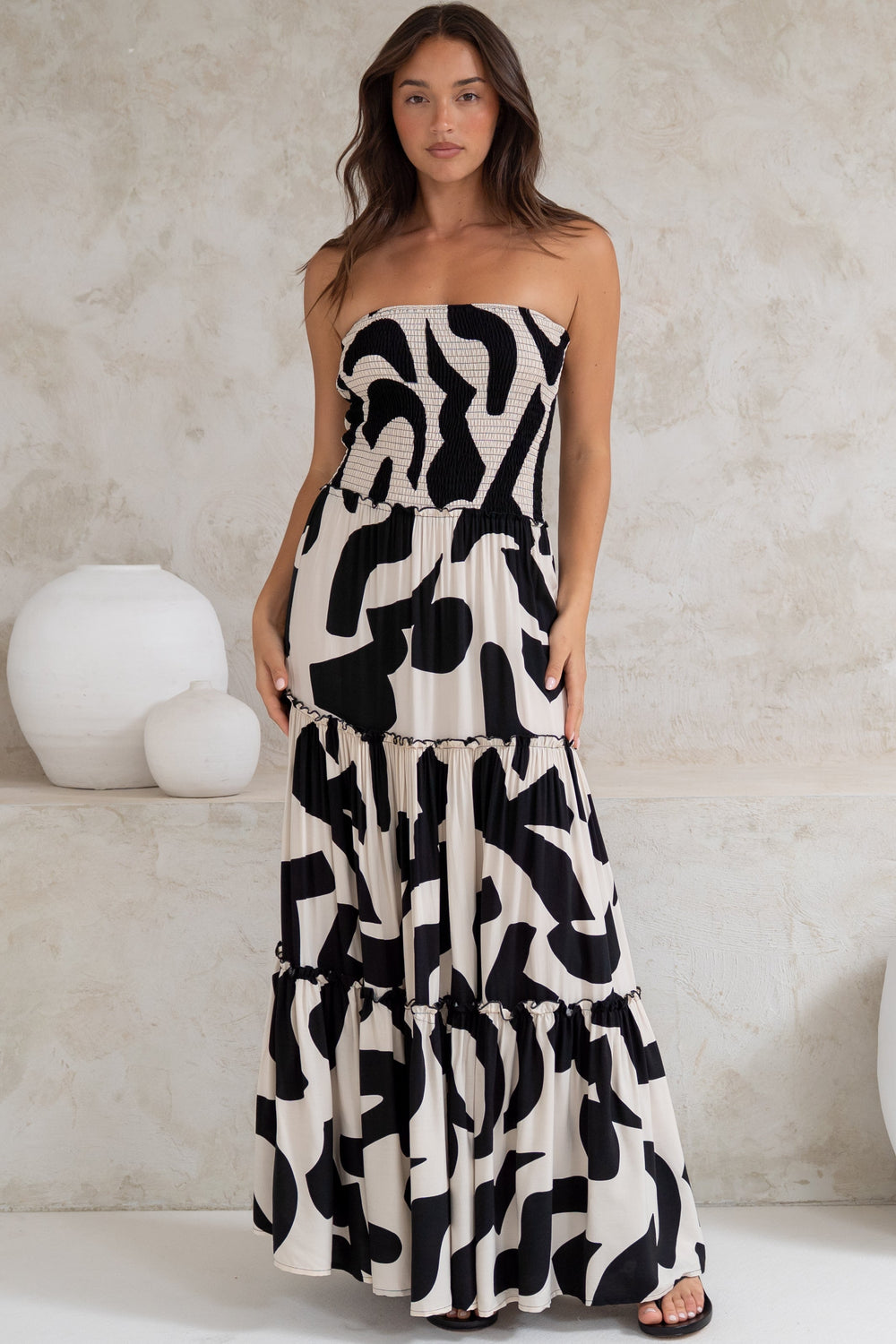 Rhea Maxi Dress - Strapless Ruffle Spliced Tiered Dress in Halsey Print