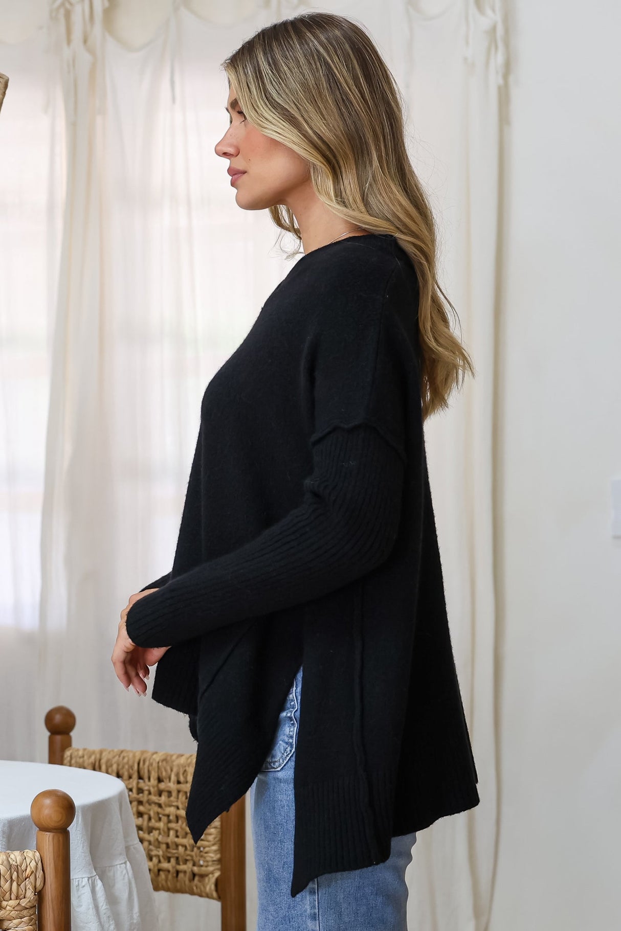 Ridge Jumper - V Neck Relaxed Shark Bite Ribbed Hemline Knit in Black