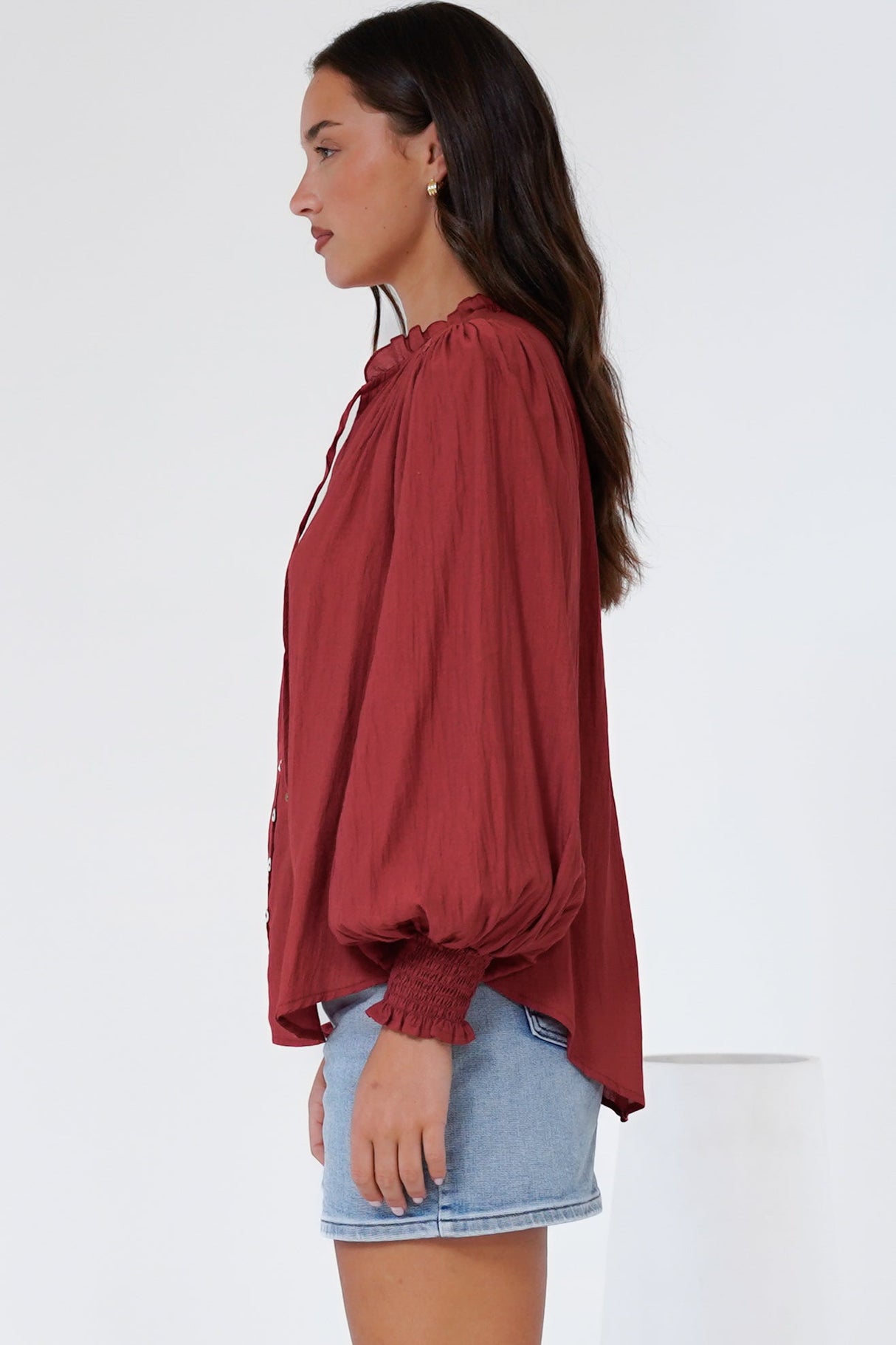 Rosewood Blouse - V-Neck Buttoned Down with Long Balloon Sleeves in Rust