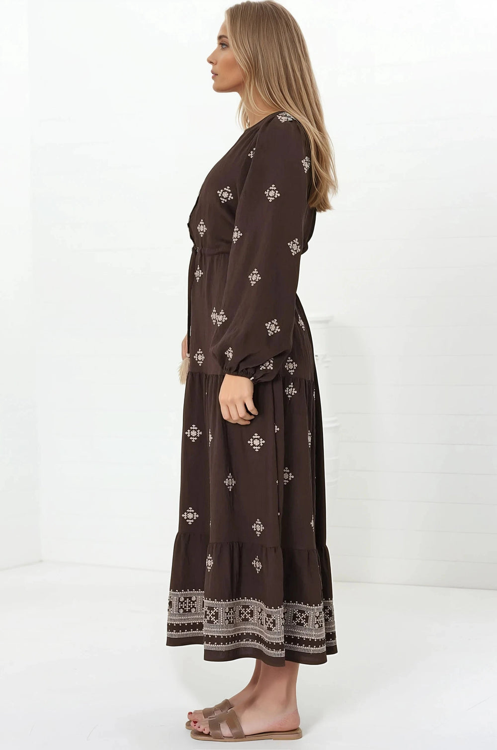 Rylie Maxi Dress - Embroidered Long Sleeve Dress with Pull Tie Waist in Vesper Print Brown