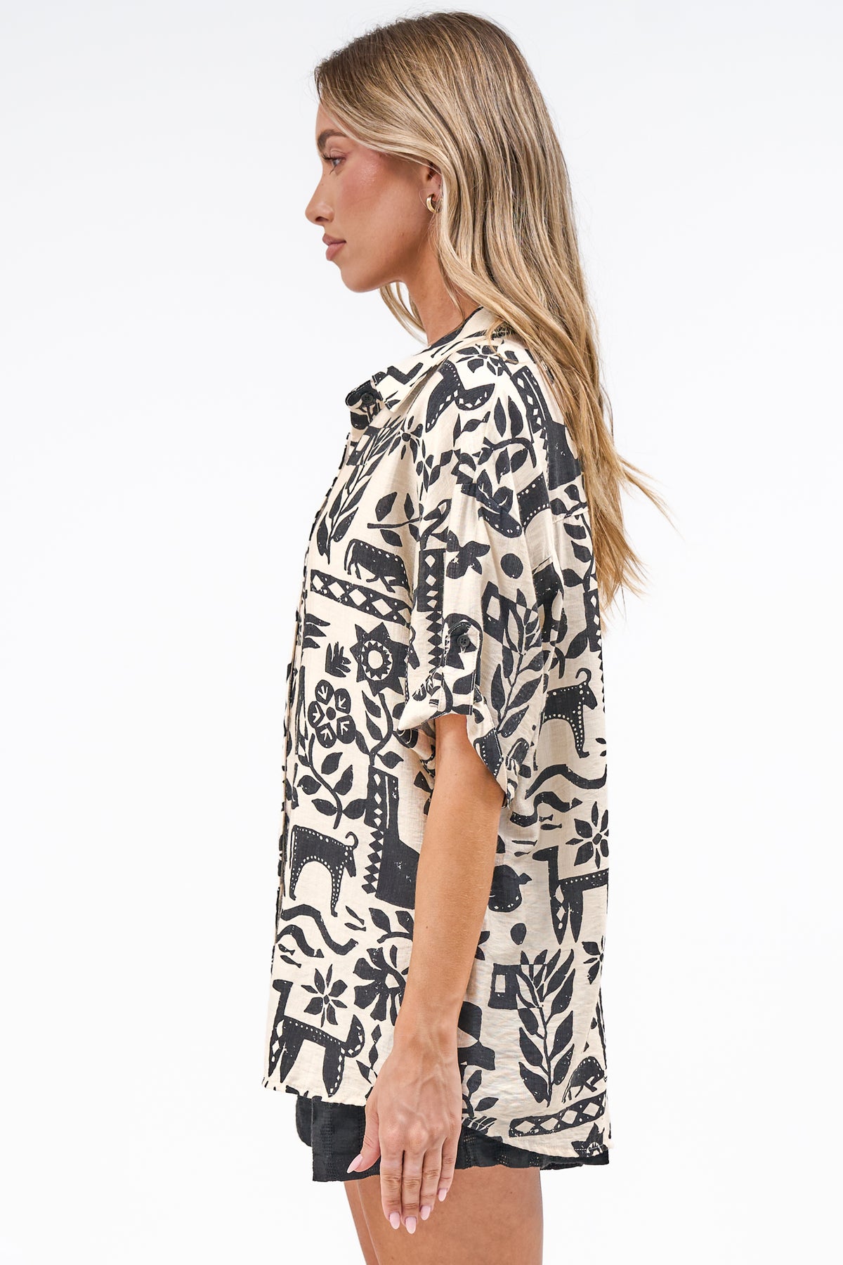 Sahara Shirt - Collared Button Down Shirt with Short Sleeves in Noir Bloom Print