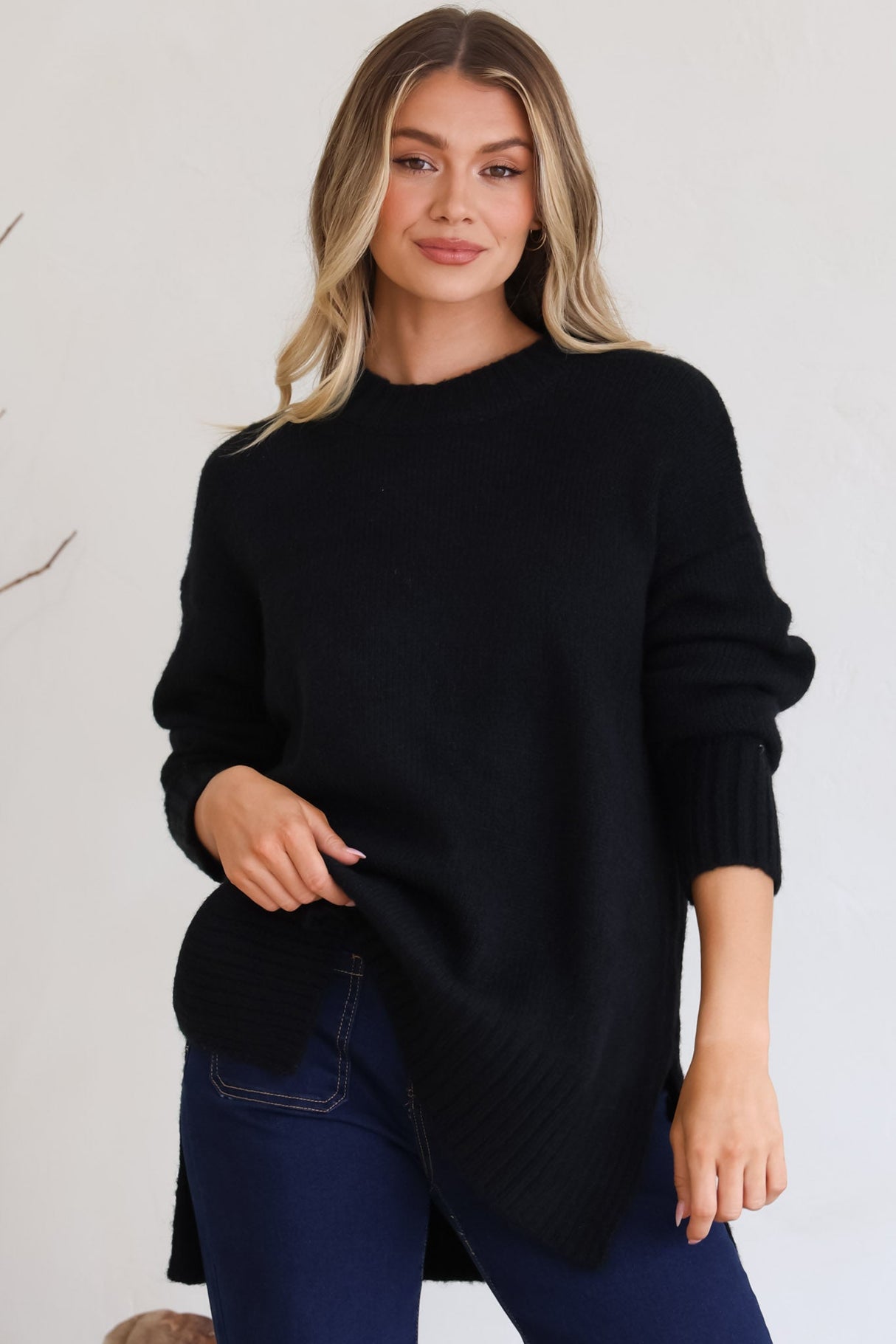 Sammy Jumper - Crew Neck Ribbed Shark Bite Hemline Jumper in Black
