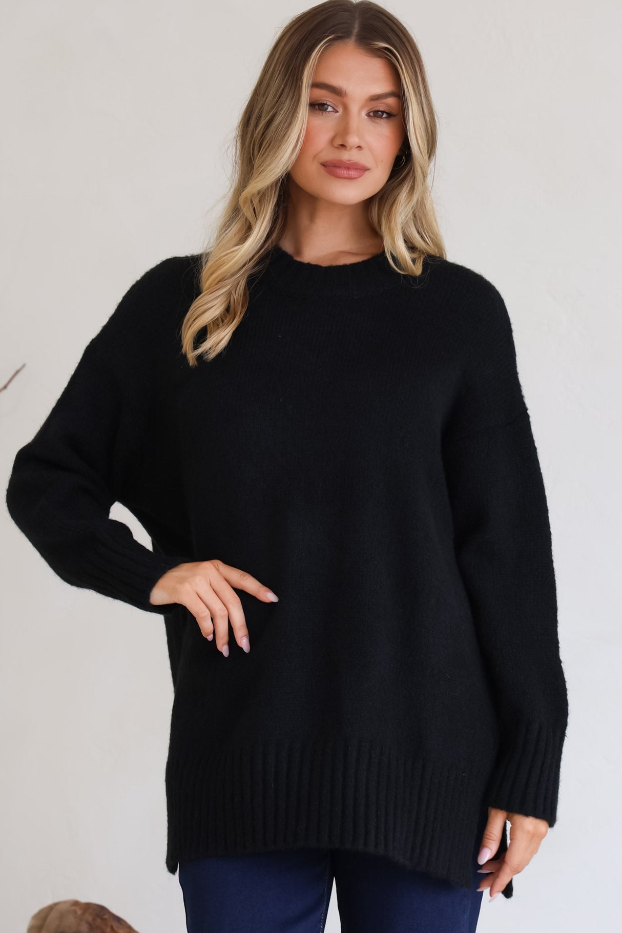 Sammy Jumper - Crew Neck Ribbed Shark Bite Hemline Jumper in Black