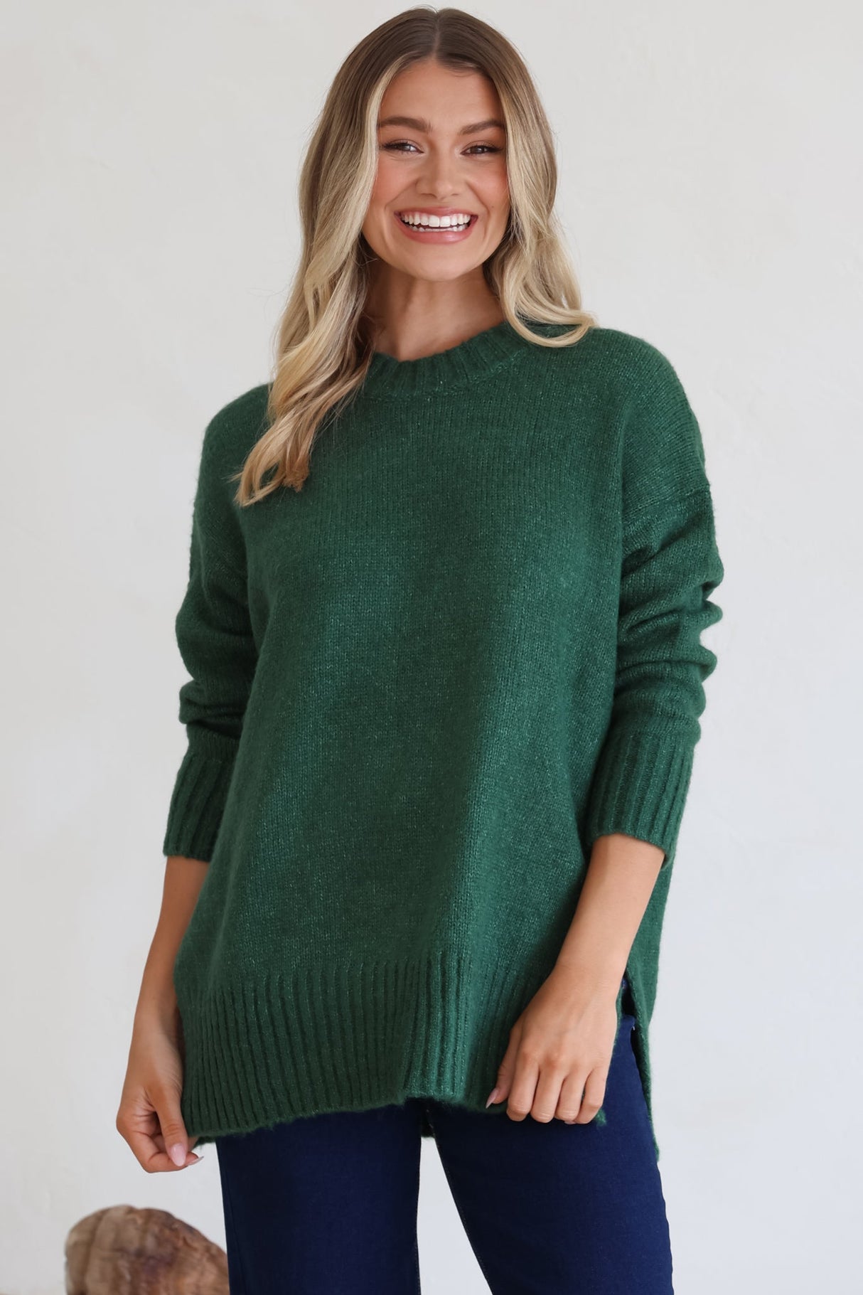 Sammy Jumper - Crew Neck Ribbed Shark Bite Hemline Jumper in Green