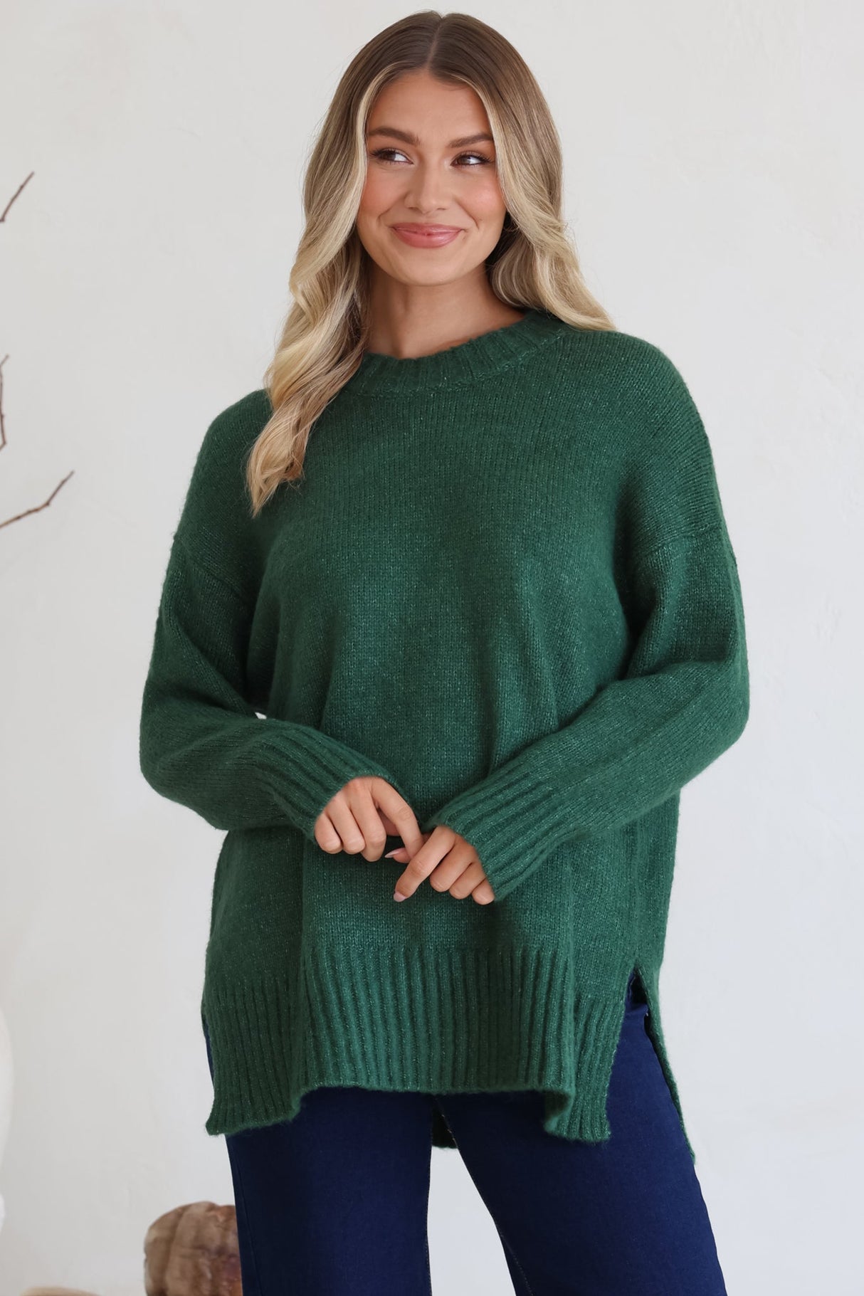 Sammy Jumper - Crew Neck Ribbed Shark Bite Hemline Jumper in Green