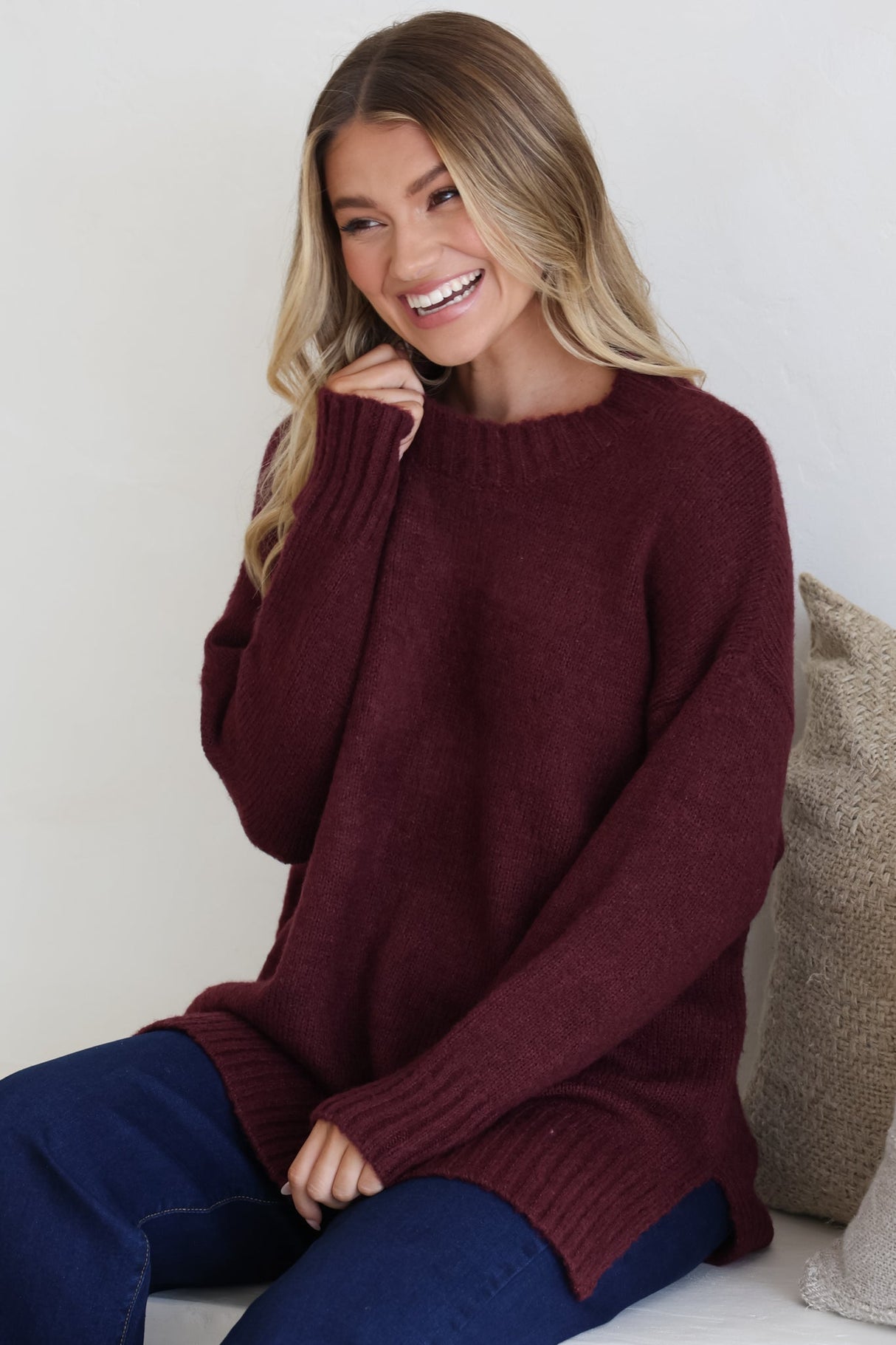 Sammy Jumper - Crew Neck Ribbed Shark Bite Hemline Jumper in Wine