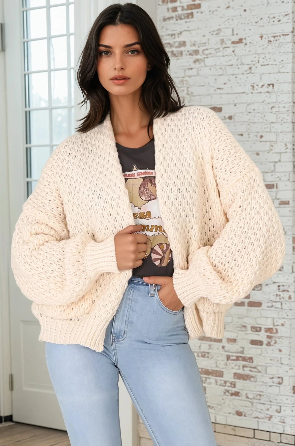 Savoir Cardigan - Chunky Cable Knit Cropped Cardigan with Pockets in Cream