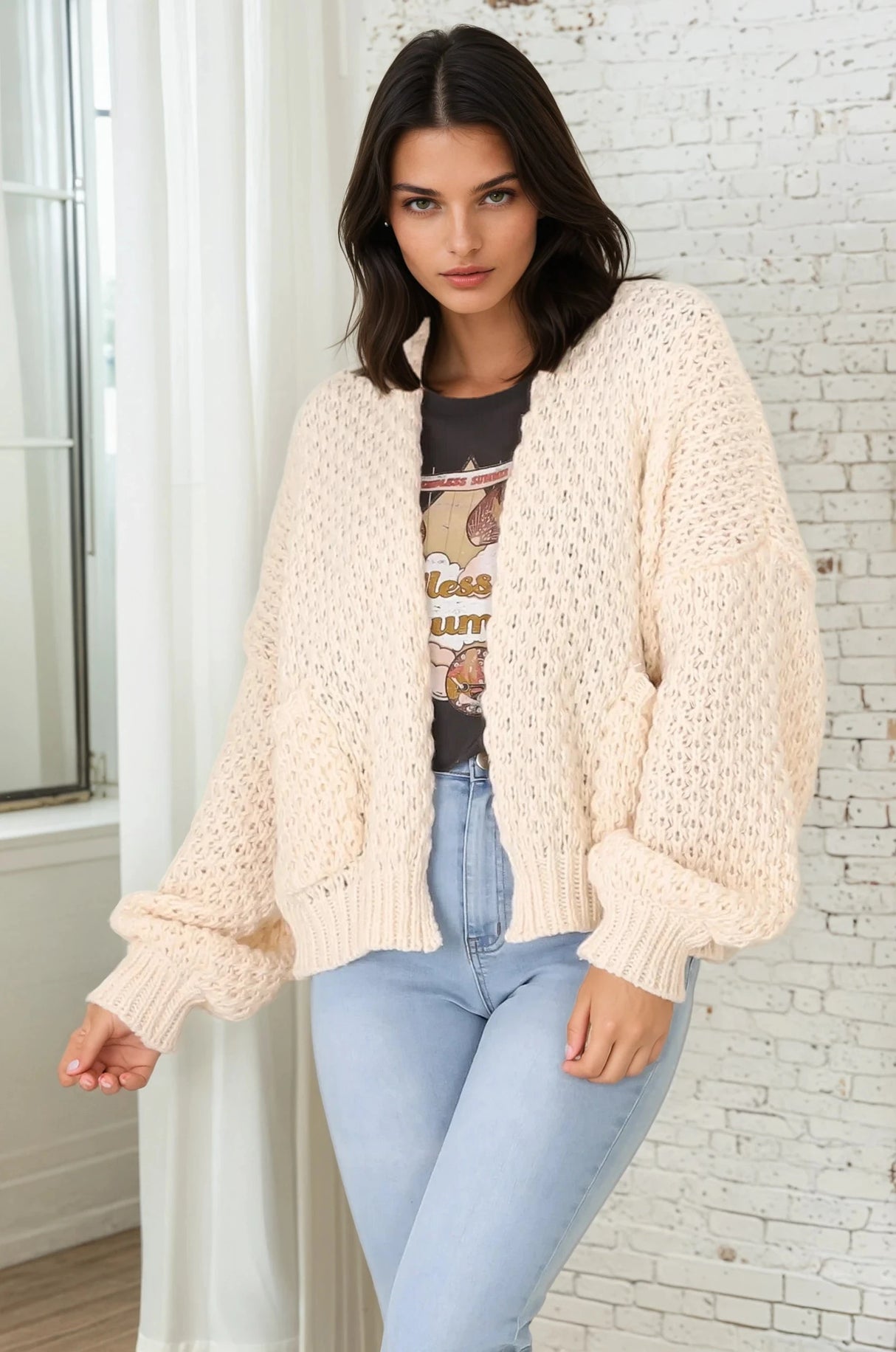 Savoir Cardigan - Chunky Cable Knit Cropped Cardigan with Pockets in Cream