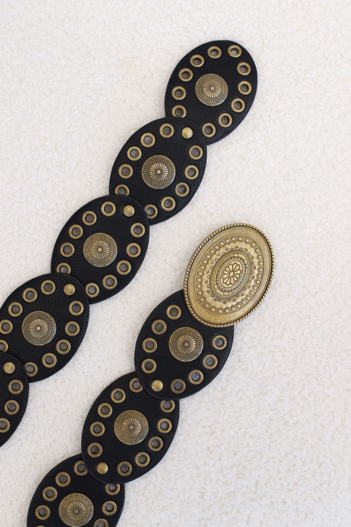 Slate Rivet Gold Buckle Belt - Black