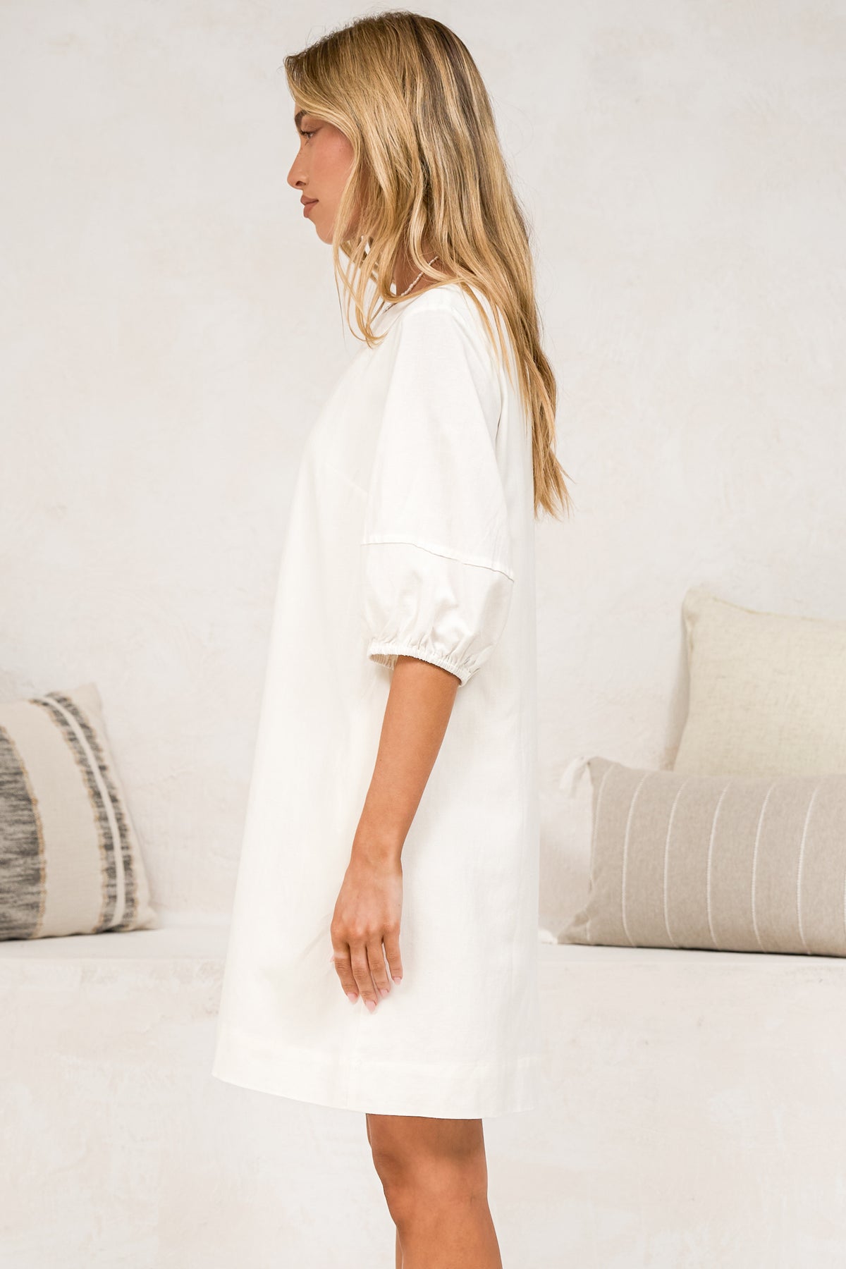 Spencer Mini Dress - Boxy Shift Dress with Puff Sleeves and Pockets in White