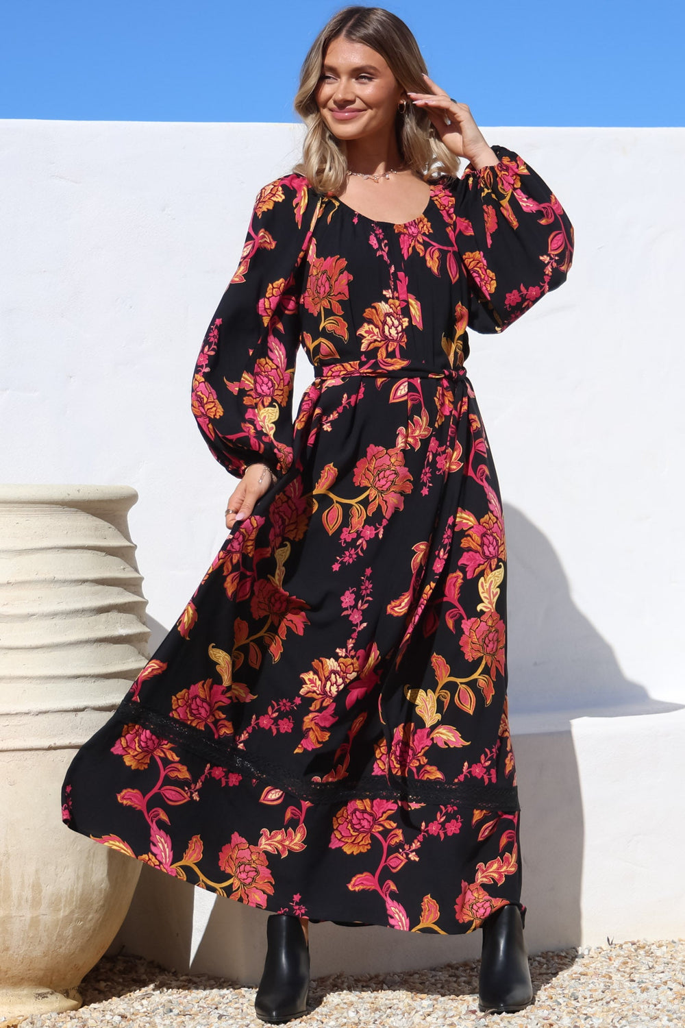 Tai Maxi Dress - On or Off Shoulder Dress with Matching Belt in Valerie Print