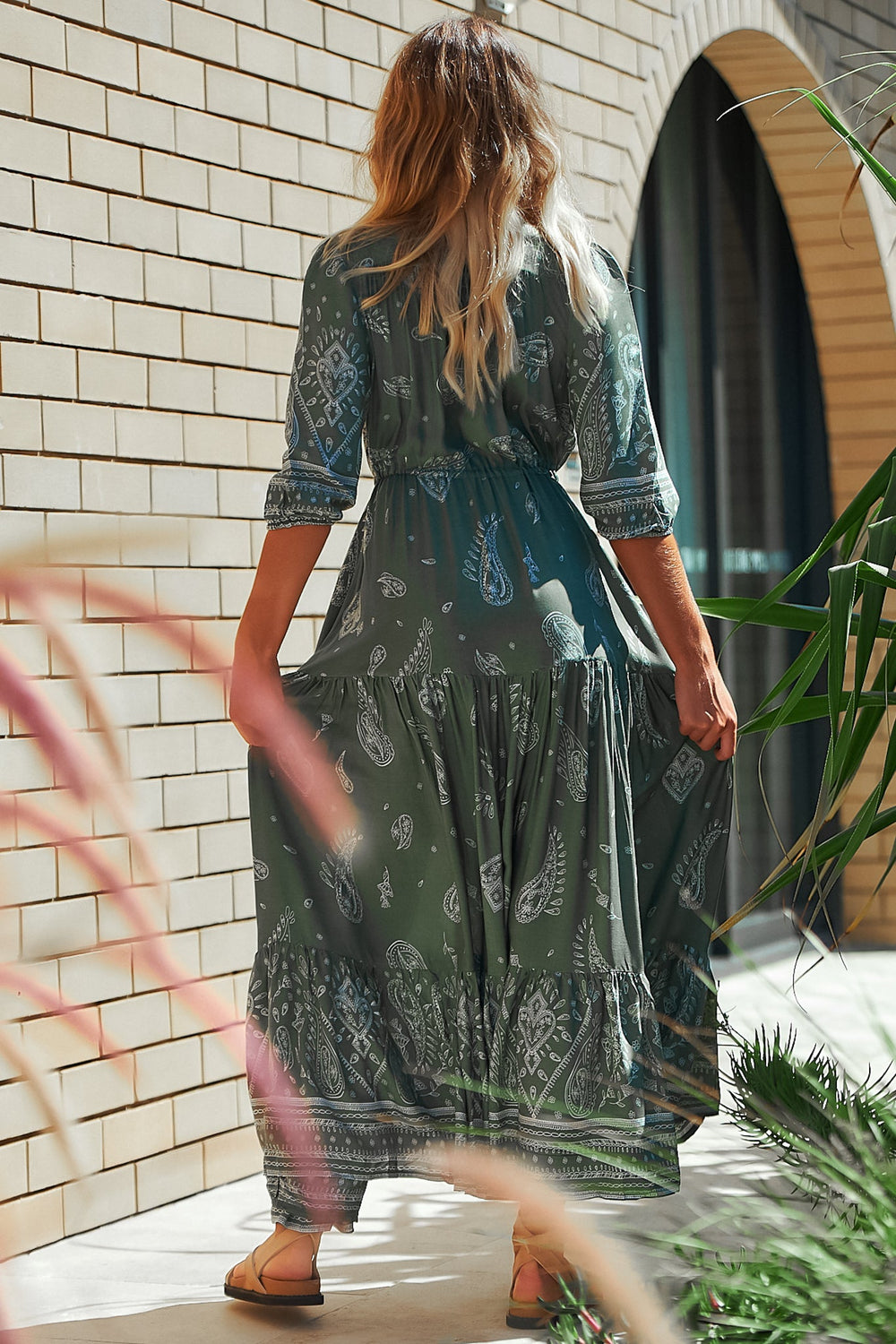 JAASE - Tessa Maxi Dress: A Line Pull Tie Waist Dress in Constance Print