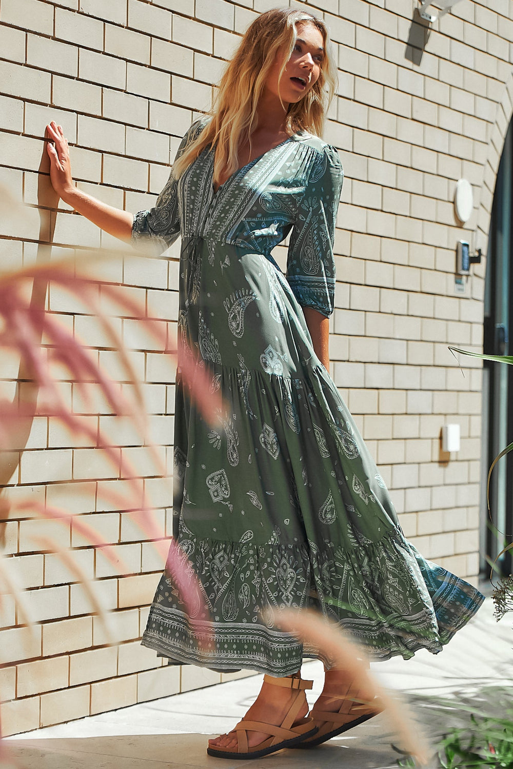 JAASE - Tessa Maxi Dress: A Line Pull Tie Waist Dress in Constance Print