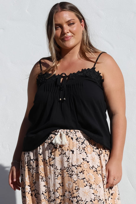 Tilly Top - Lace Sweetheat Neckline Cami with Adjustable Straps in Black