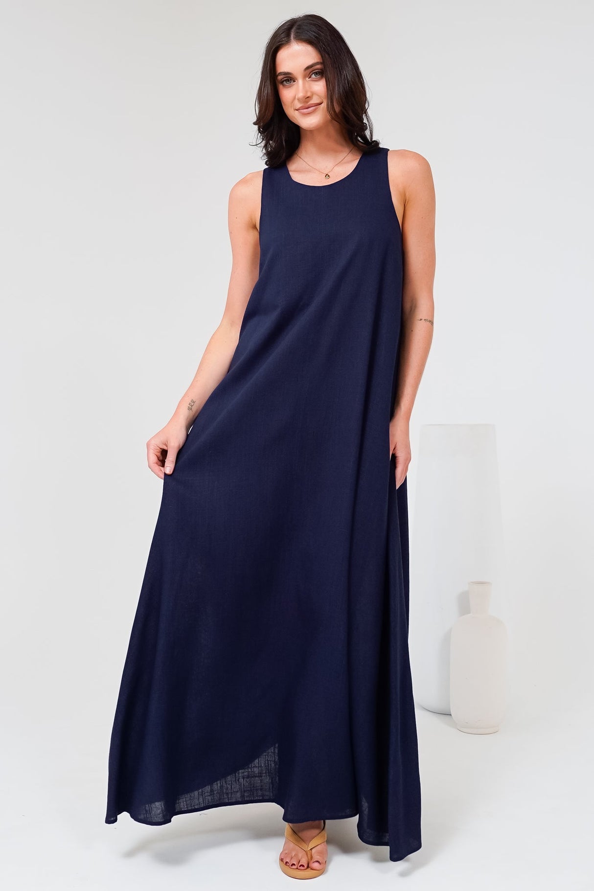 Tineshe Maxi Dress - Crew Neck Streamlined Sleeveless Dress with Pockets in Navy