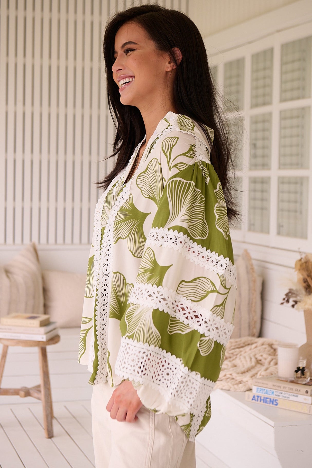 Viola Blouse - Collared Lace Spliced Button Down Blouse in Emery Print