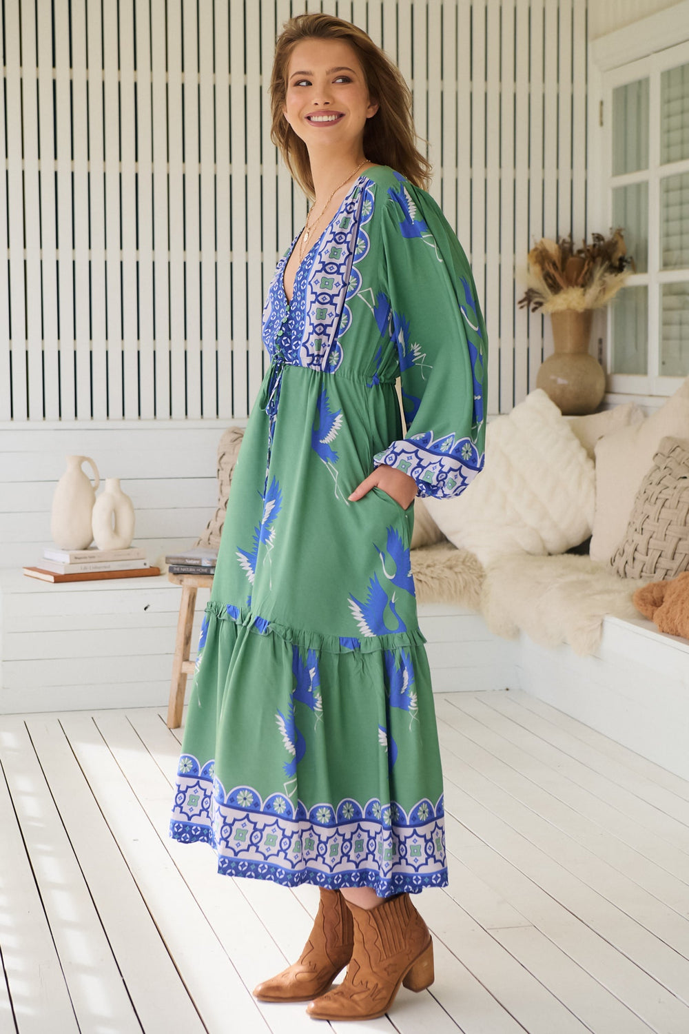 JAASE - Willa Midi Dress: V-Neck Pull Tie Waist Long Sleeve Dress in Bluebird Print