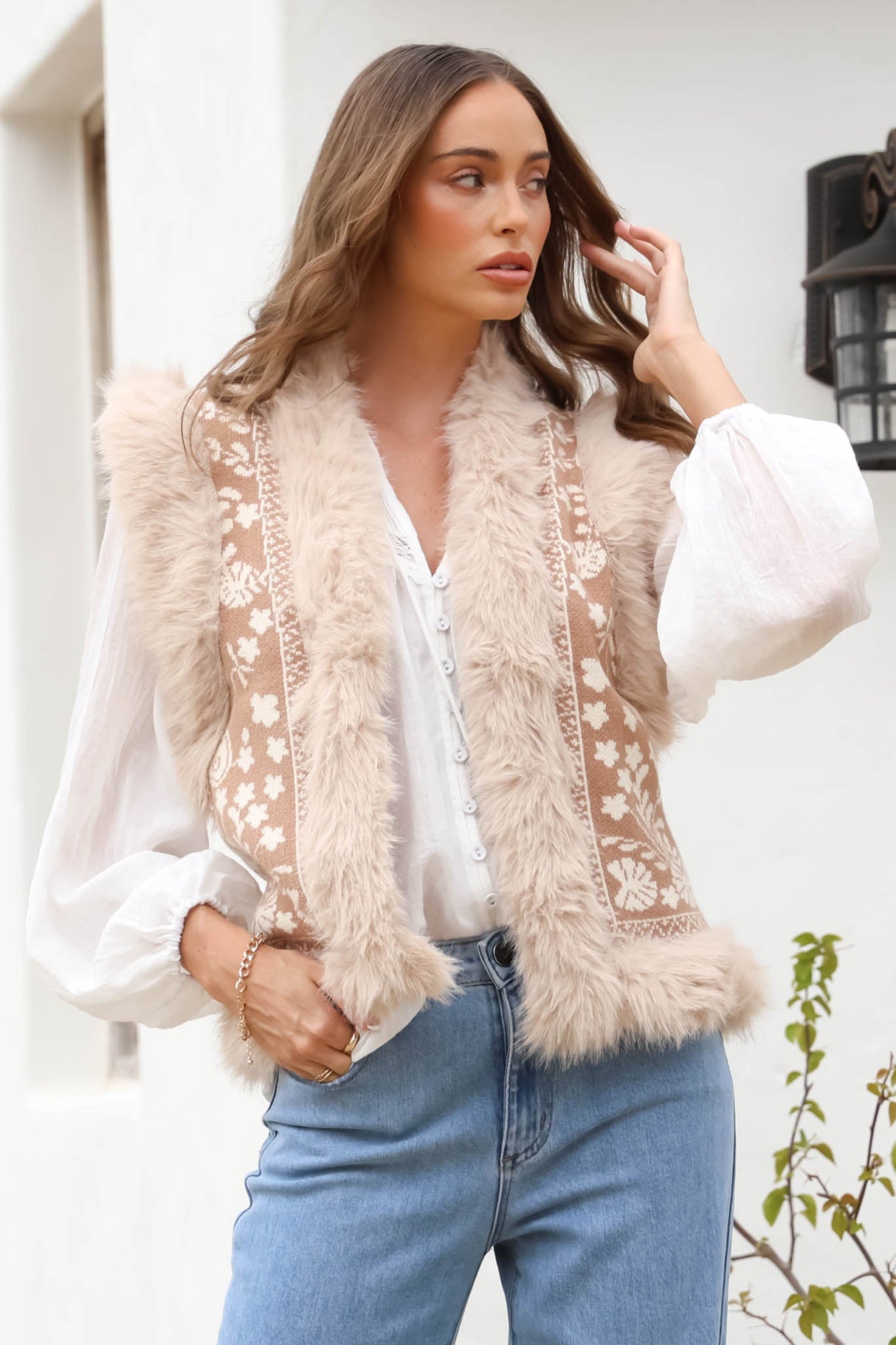 Wolfe Knit Vest - Faux Fur Trim Open Vest in Camel