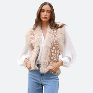 KNITWEAR