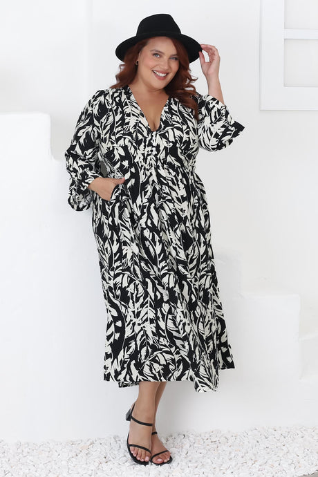 Kourt Midi Dress - A-line Dress with 3/4 Sleeves in Siani Black