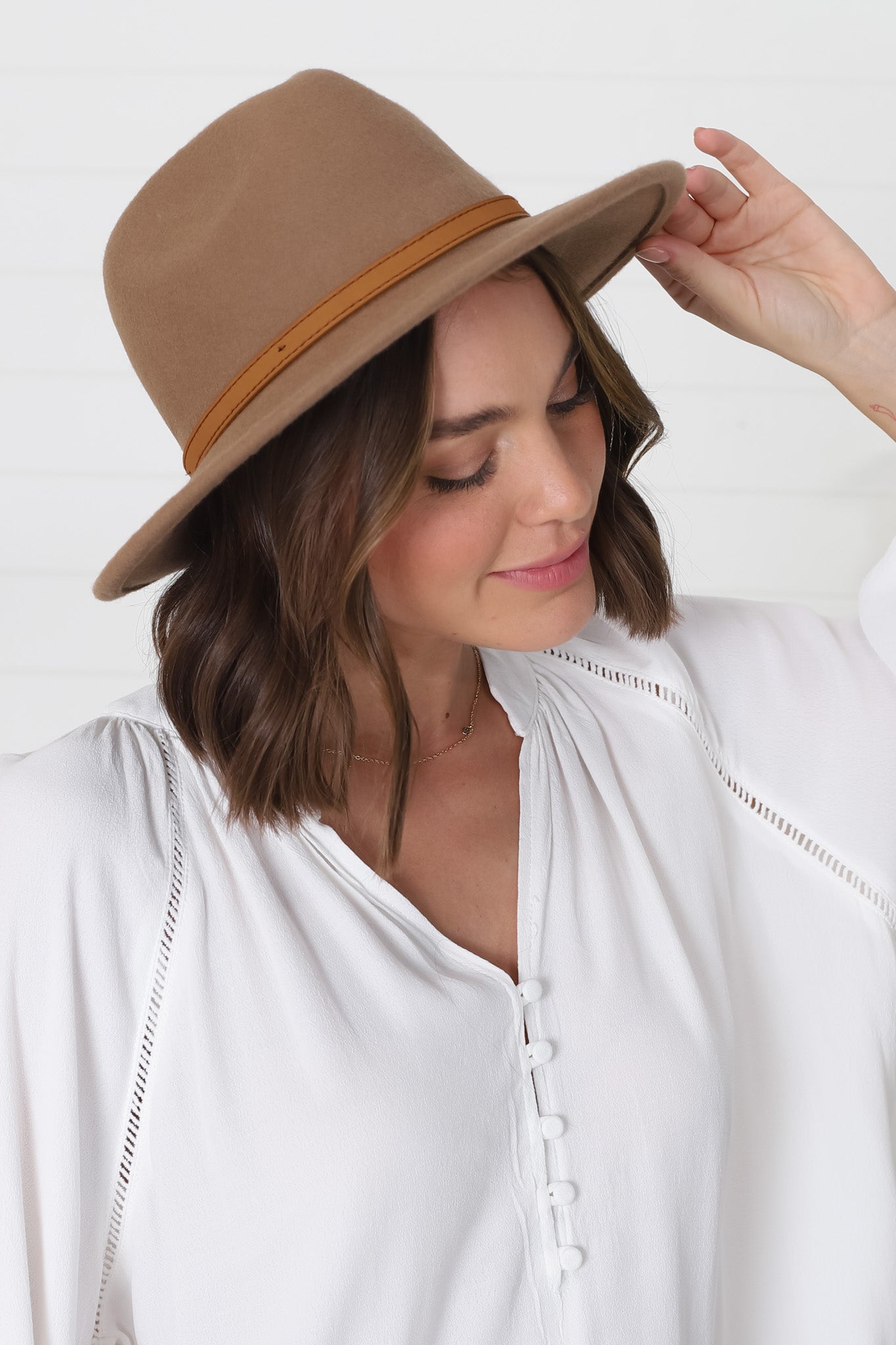 Empire Hat - Hard Brim Fedora with Thin Band Detail in Camel