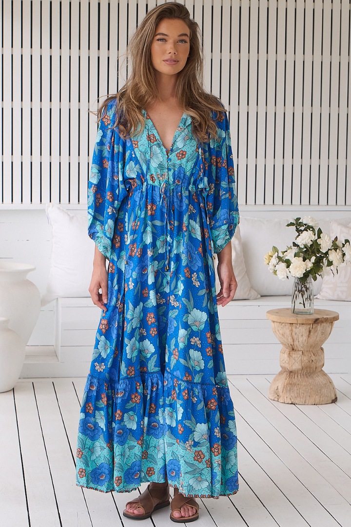 JAASE - Catalonia Maxi Dress: Batwing Sleeve Button Down Smock Dress in Love In Mist Print