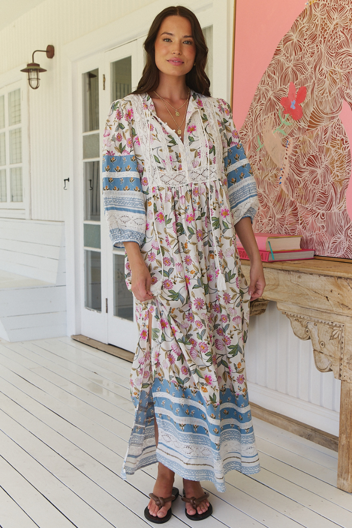 JAASE - Meadow Maxi Dress: Lace Insert Detailed Dress with Side Splits in Pixie Petals Print