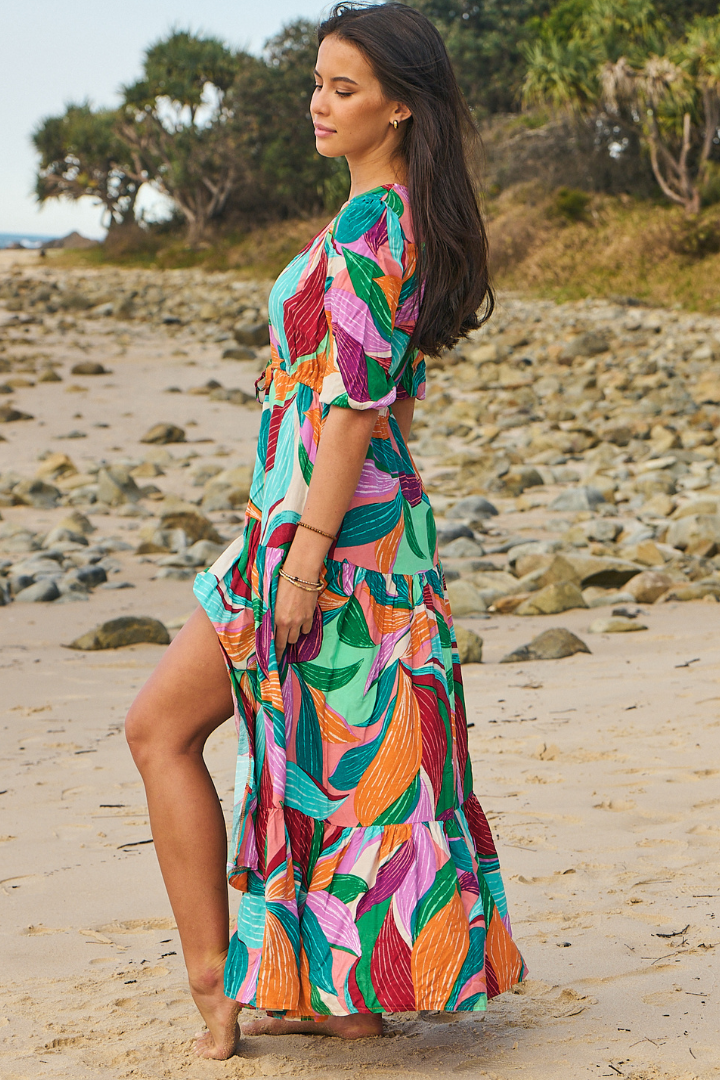 JAASE - Tessa Maxi Dress: A Line Pull Tie Waist Dress in Soiree Print