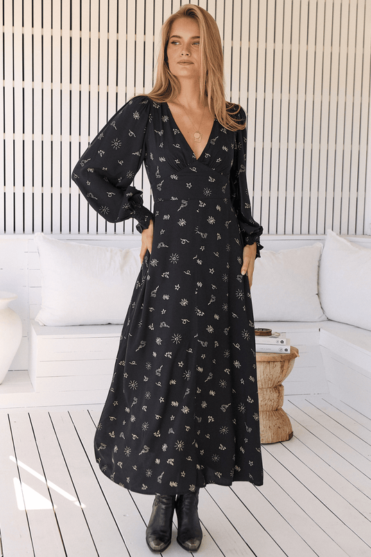JAASE - Daphne Maxi Dress: A Line Dress with Long Balloon Sleeves in Love Is All Around Print