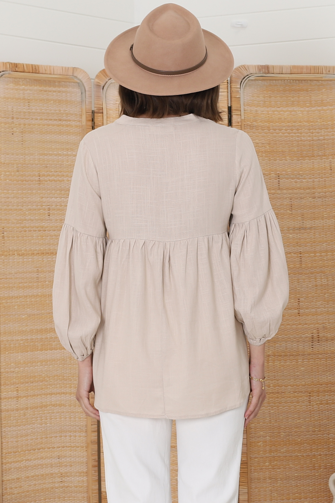 Elza Blouse - Mandarin Collar High Low Pull Over Blouse in Cream